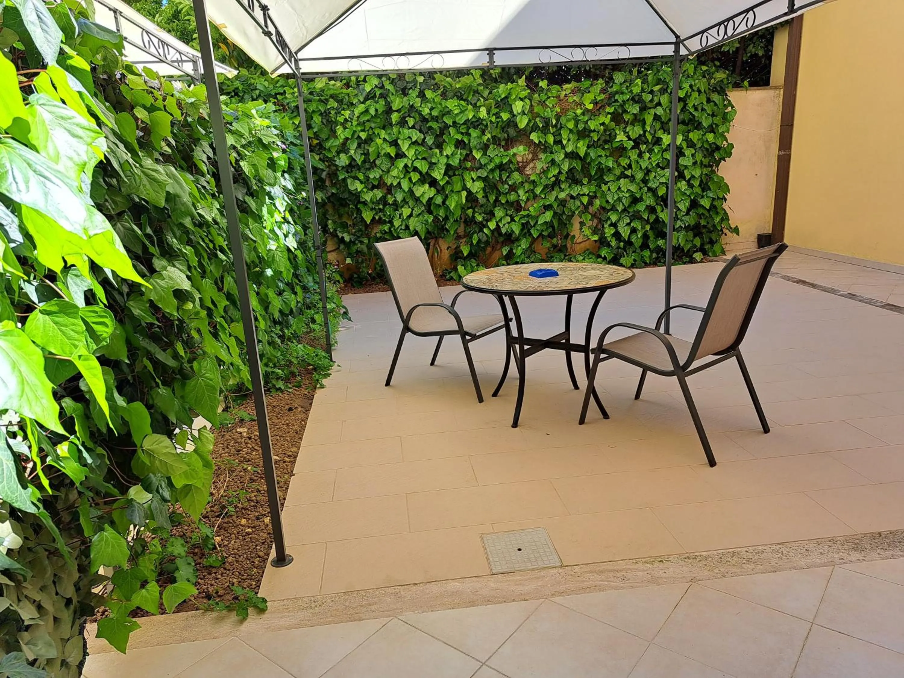 Patio in B&B SALento Garden