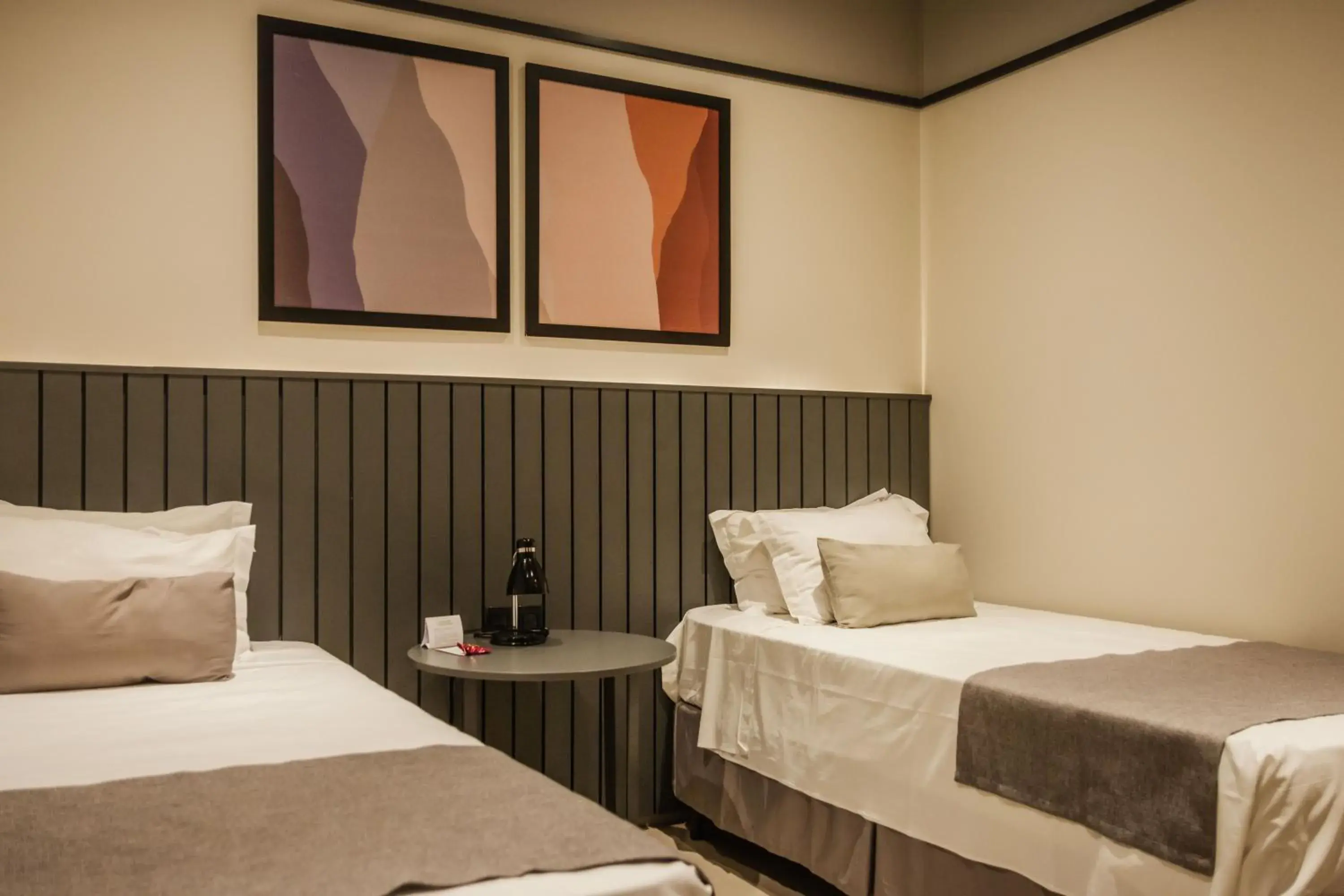 Deluxe Twin Room - single occupancy in Avenida Hotel Deluxe Twin Room - single occupancy in Avenida Hotel