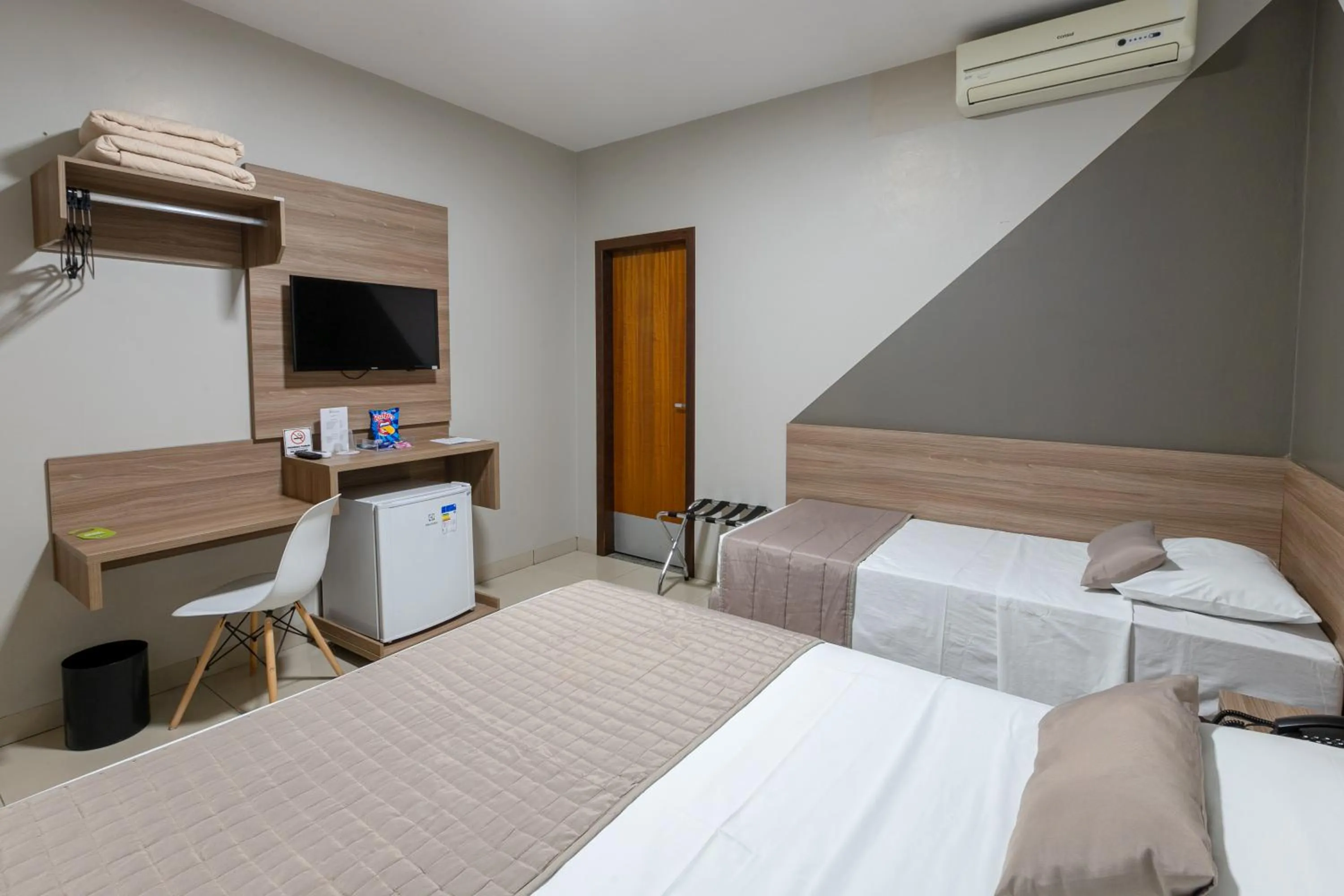 Bed in Avenida Hotel