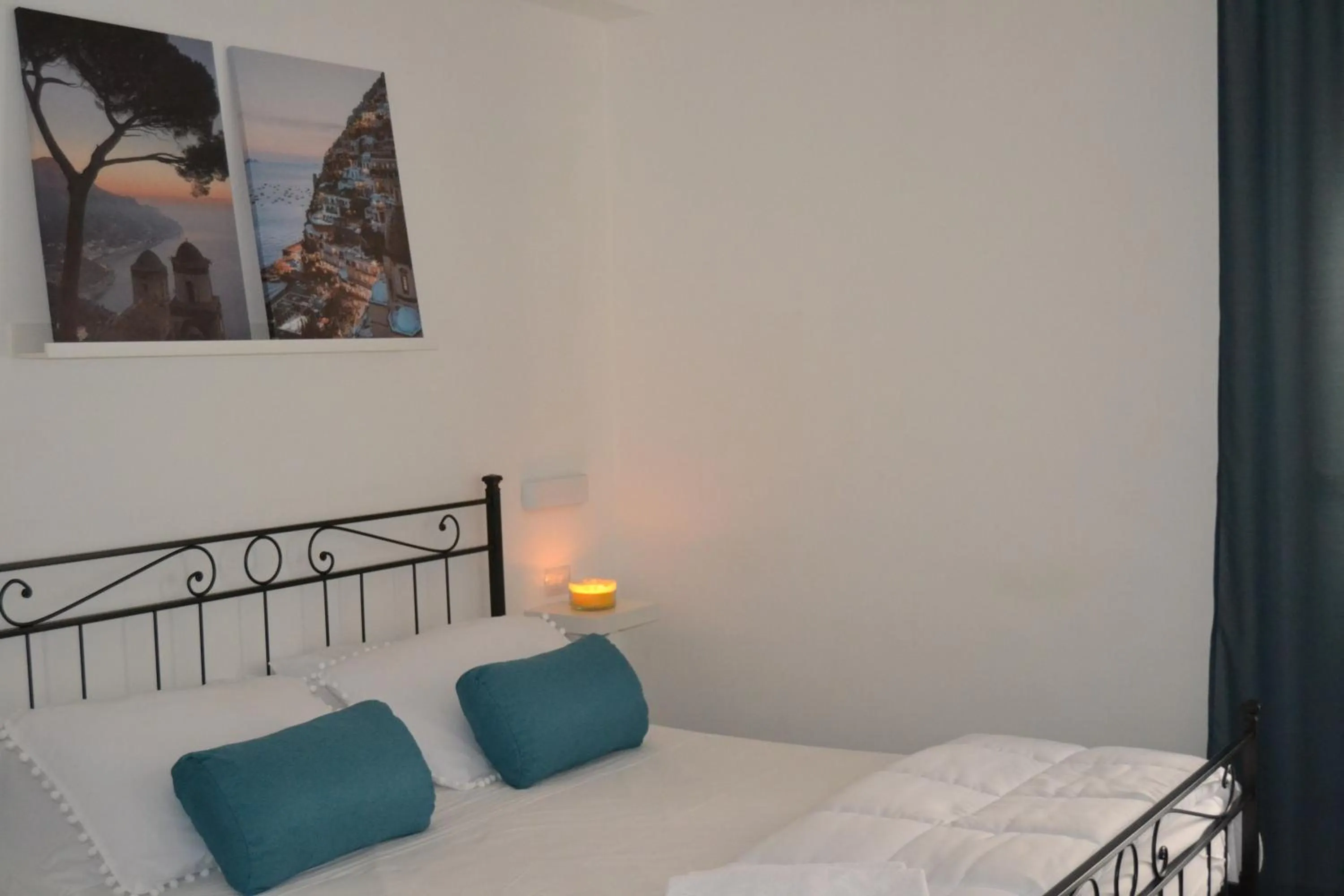 Bed in Gio House Pompei