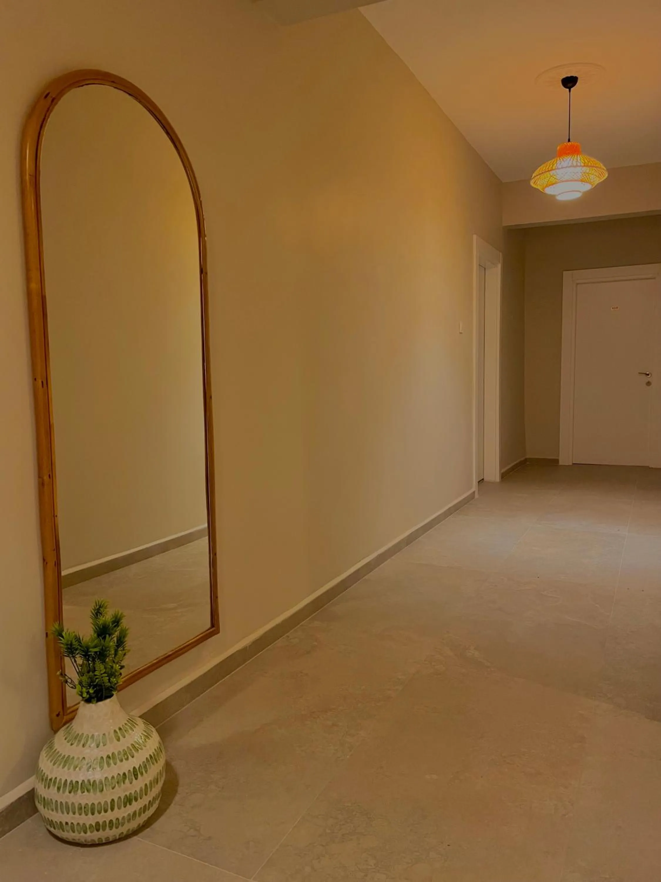 Decorative detail in Cennet Hotel