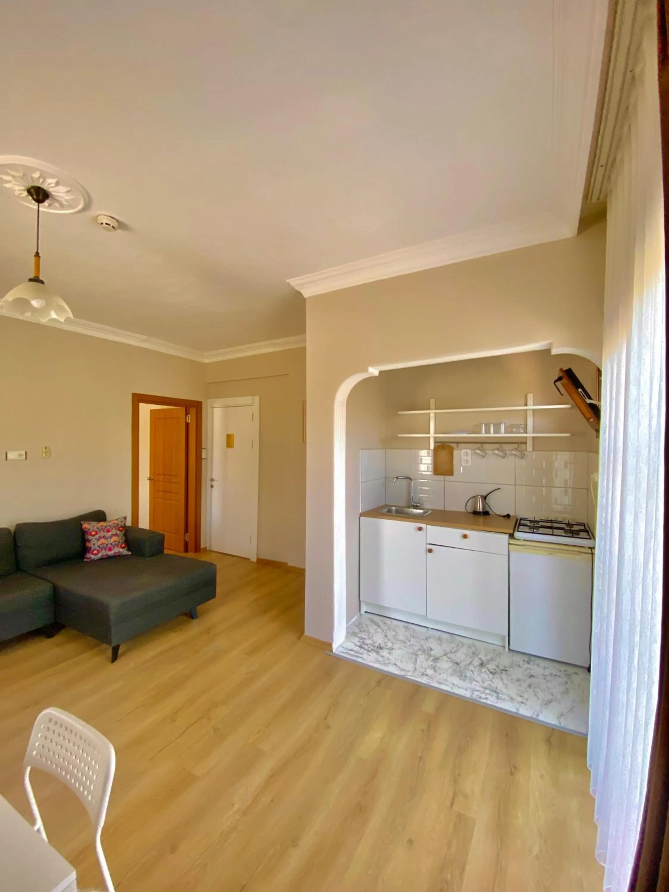 Kitchen or kitchenette in Cennet Hotel