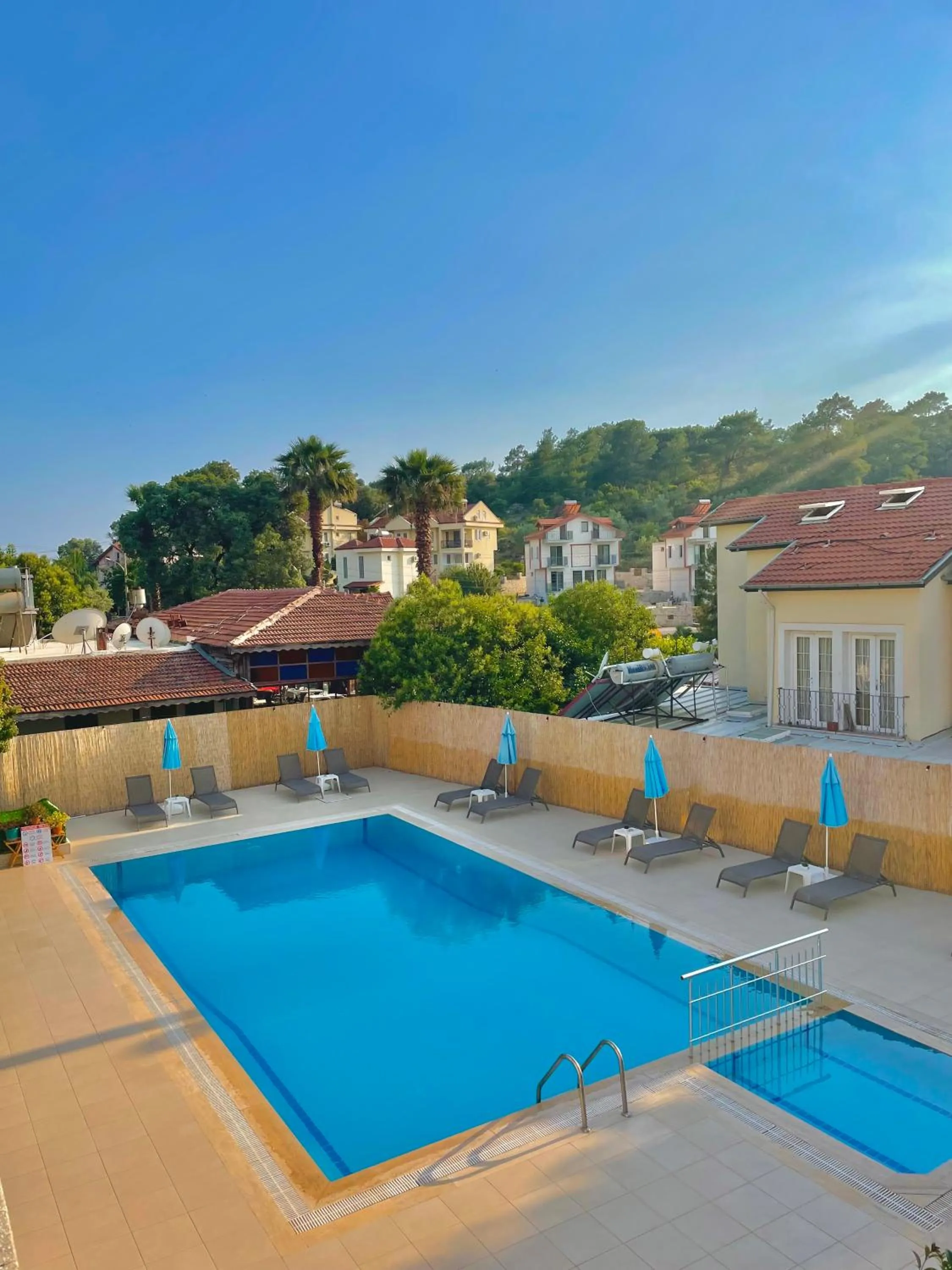 Balcony/Terrace in Cennet Hotel
