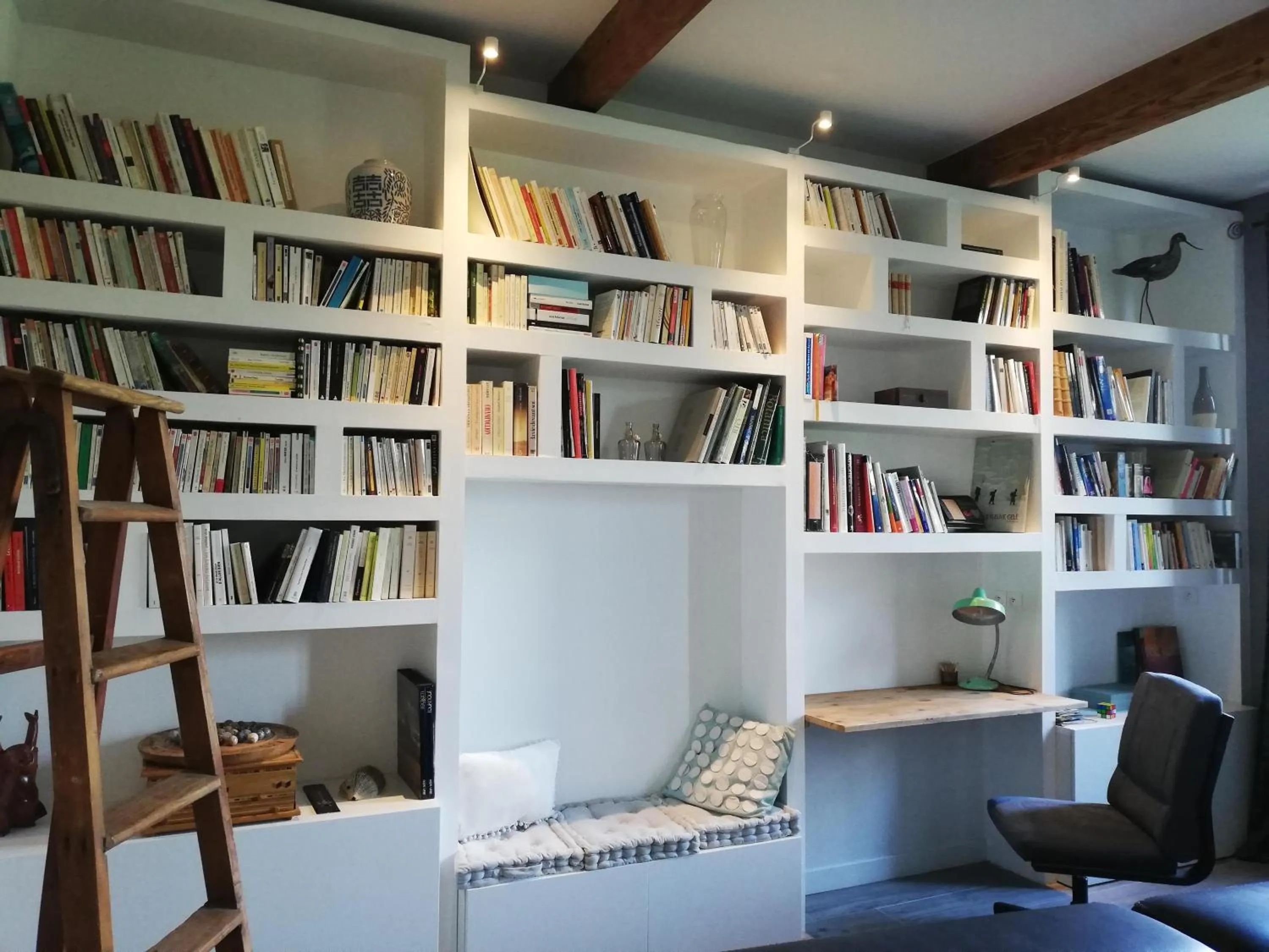 Library in Au Logis de la Mongie