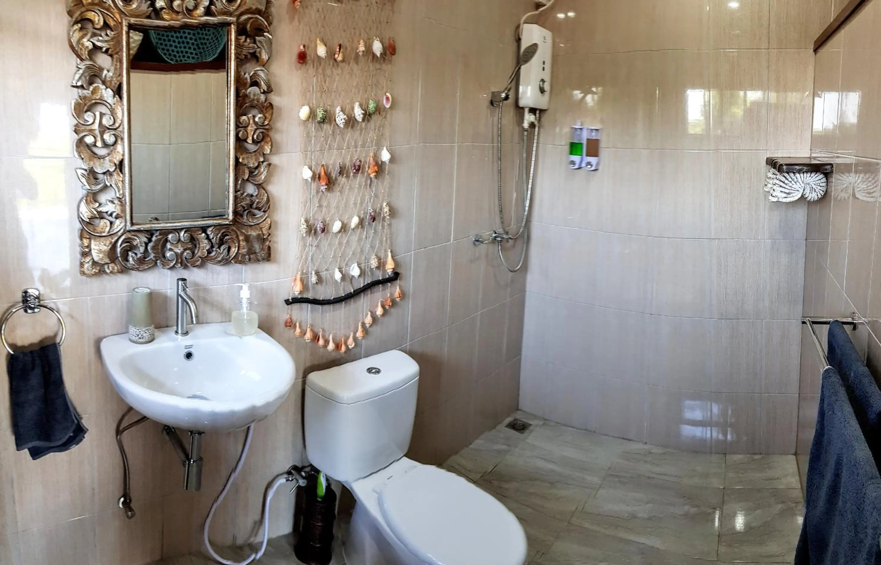 Bathroom in Ombak Resort at Ekas , a luxury surf and kite destination, Close to Inside Ekas beach