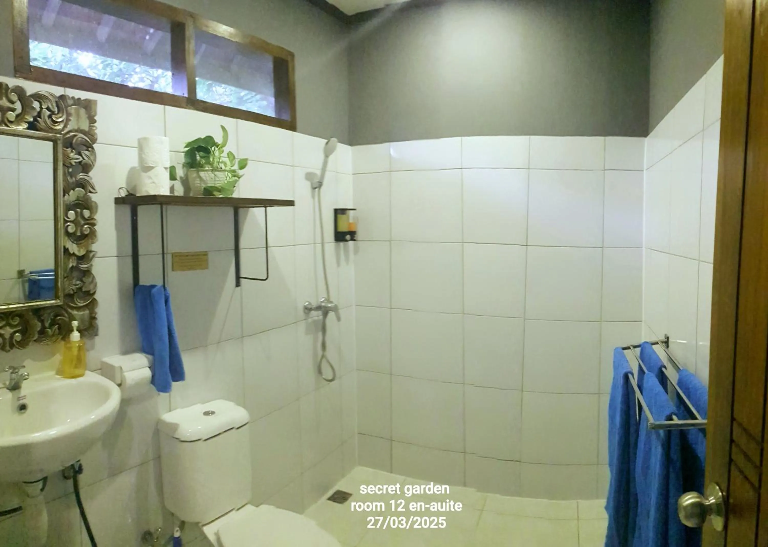 Bathroom in Ombak Resort at Ekas , a luxury surf and kite destination, Close to Inside Ekas beach