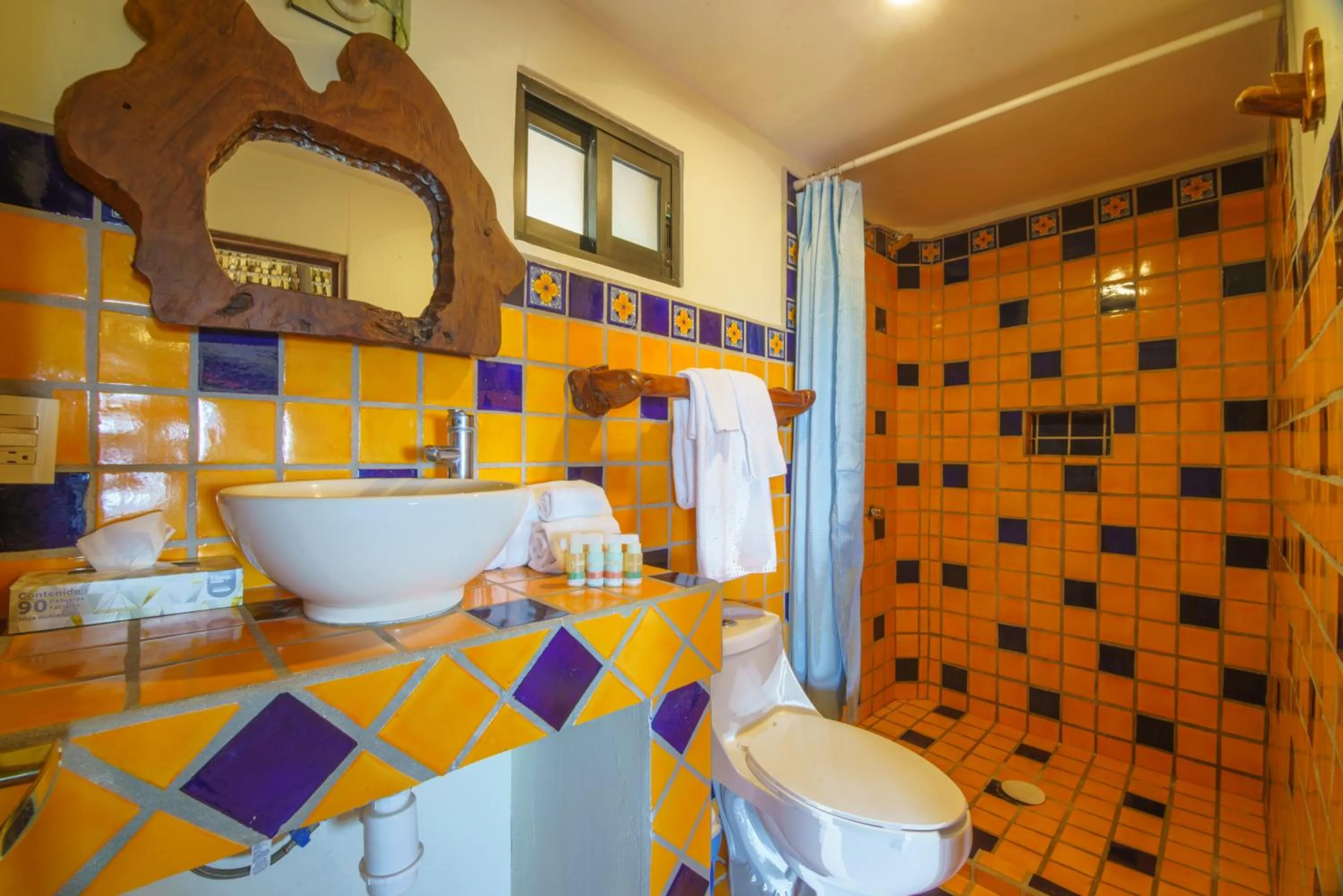 Bathroom in Hotel Casamar Suites