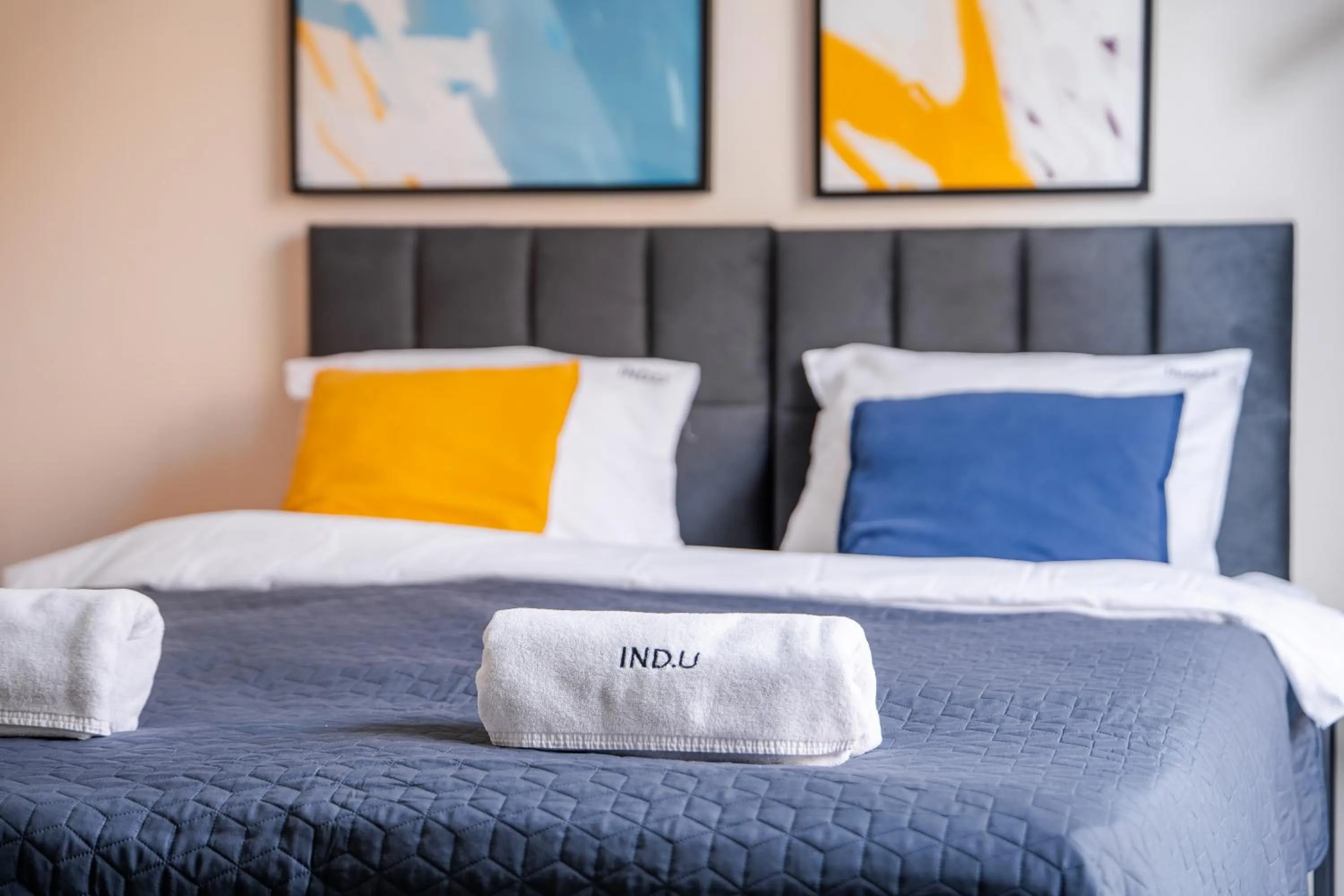 Bed in IND.U Apartamenty