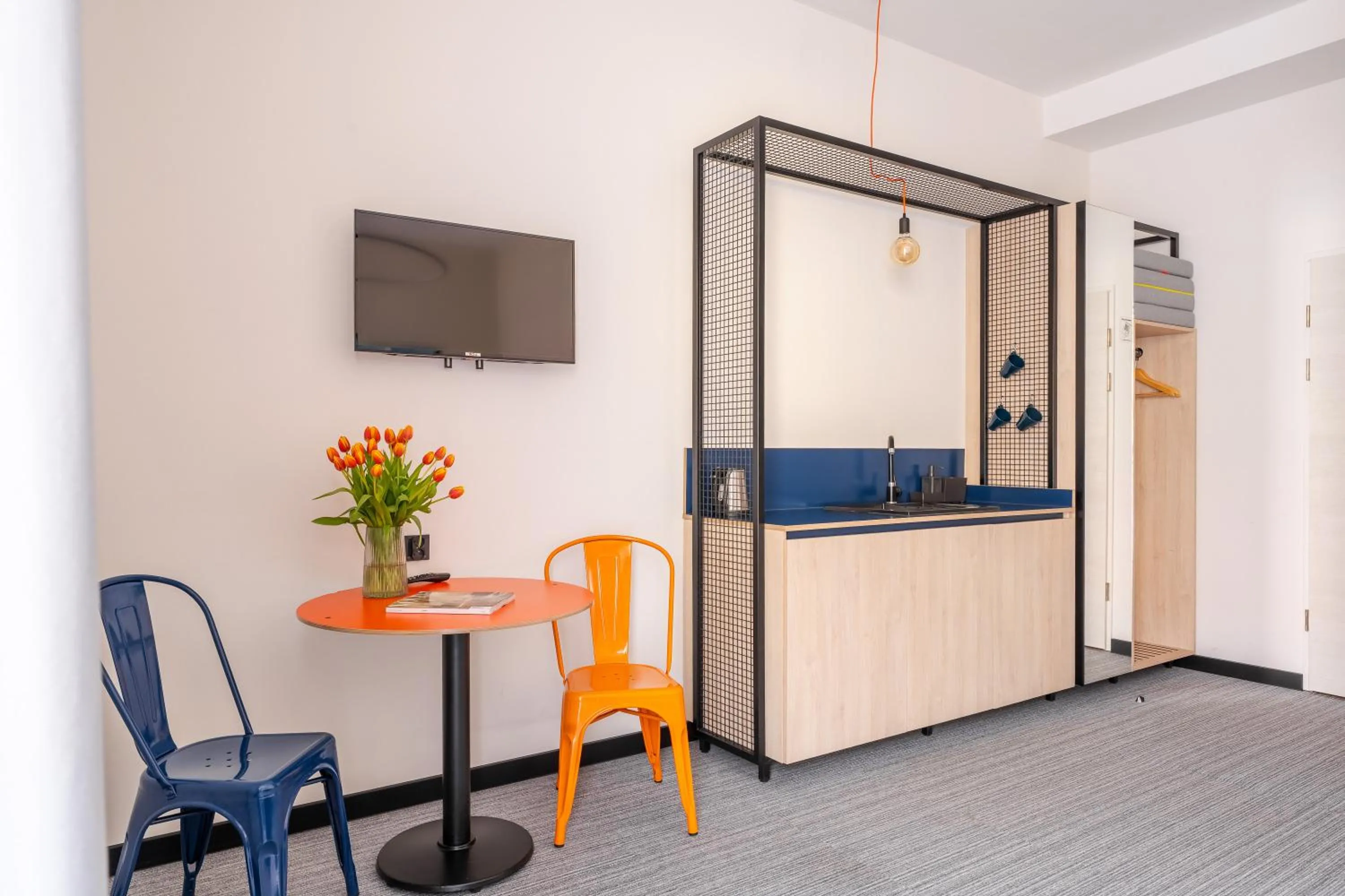TV and multimedia in IND.U Apartamenty
