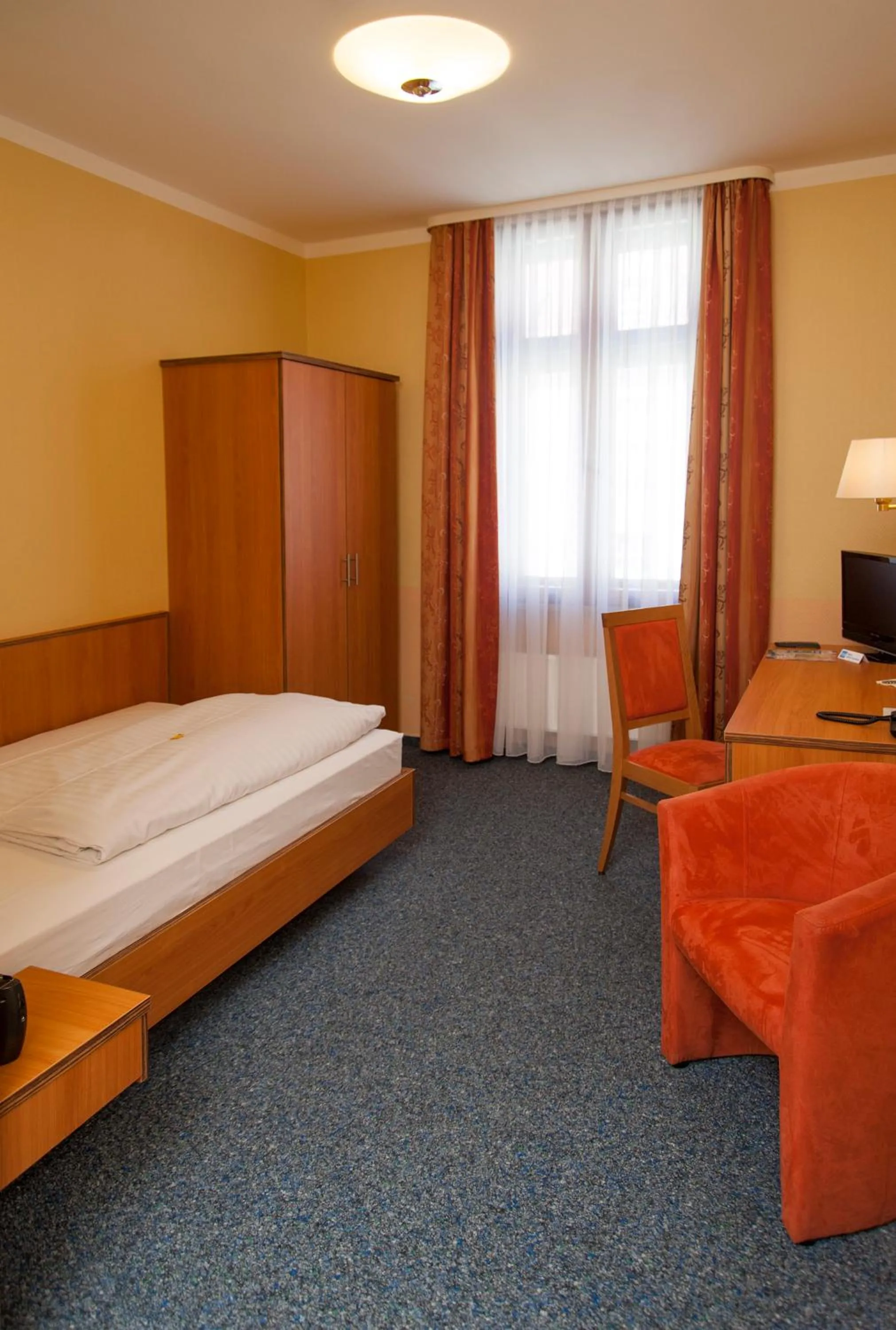 Photo of the whole room, Bed in Hotel Europa