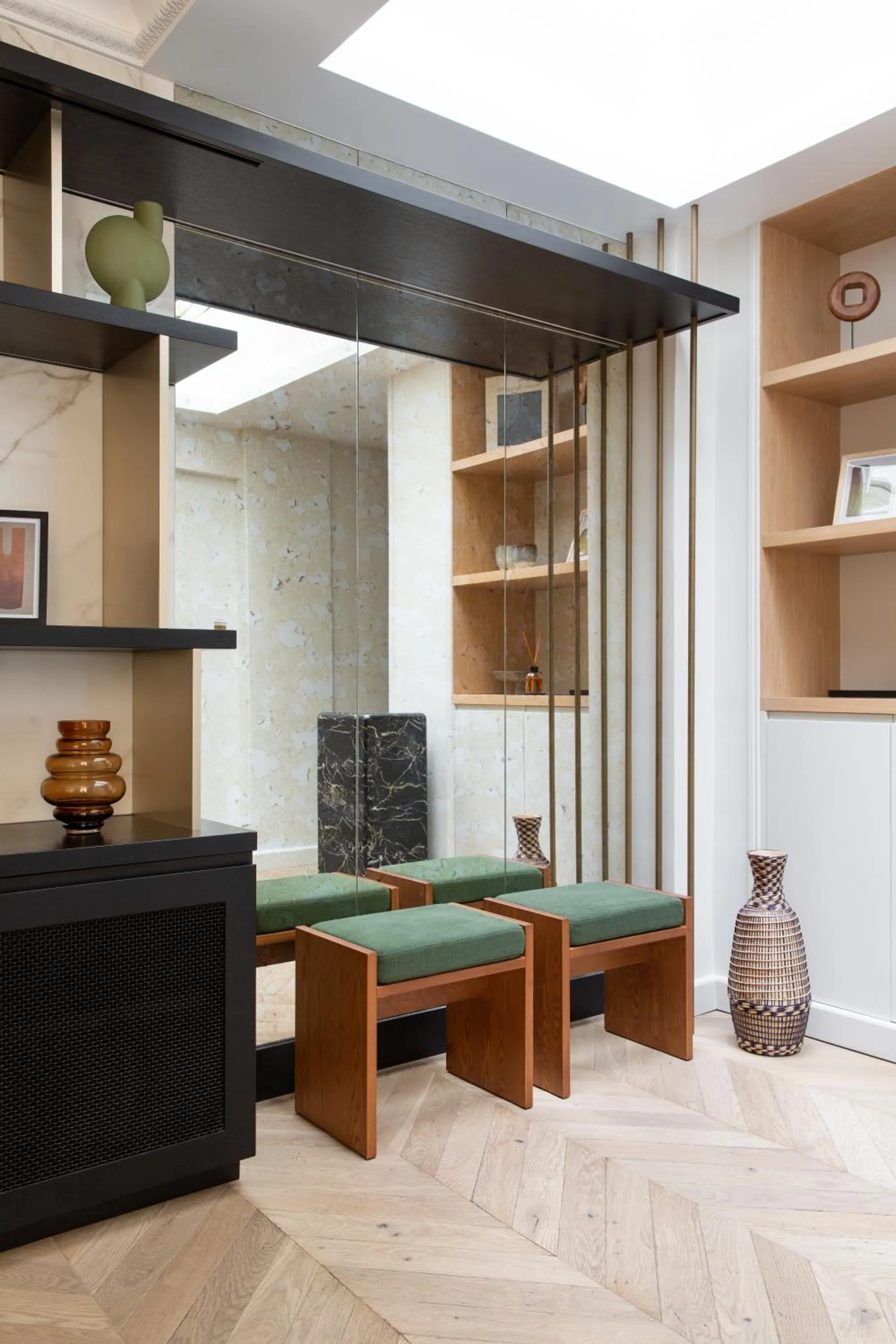 Living room in HIGHSTAY - Luxury Serviced Apartments - Tuileries Garden