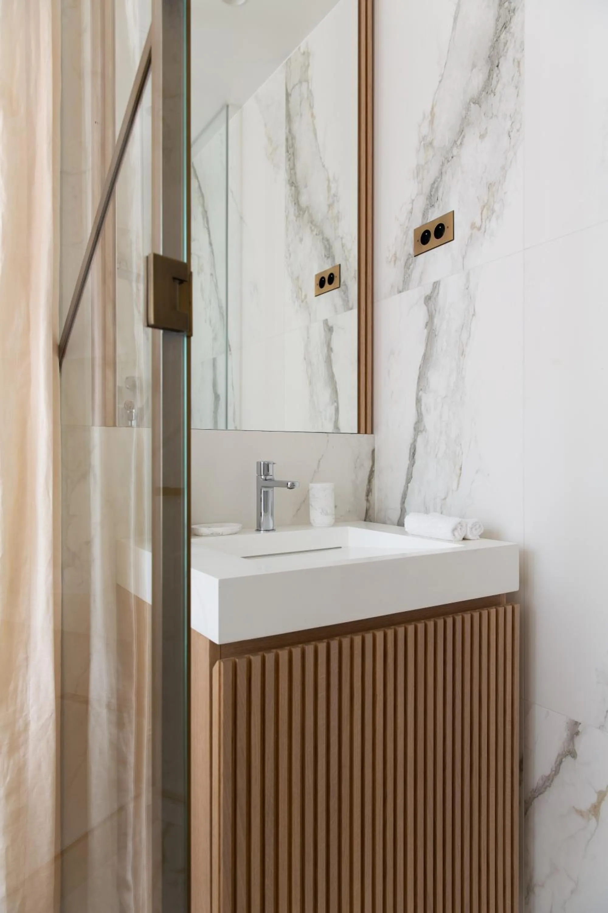 Bathroom in HIGHSTAY - Luxury Serviced Apartments - Tuileries Garden