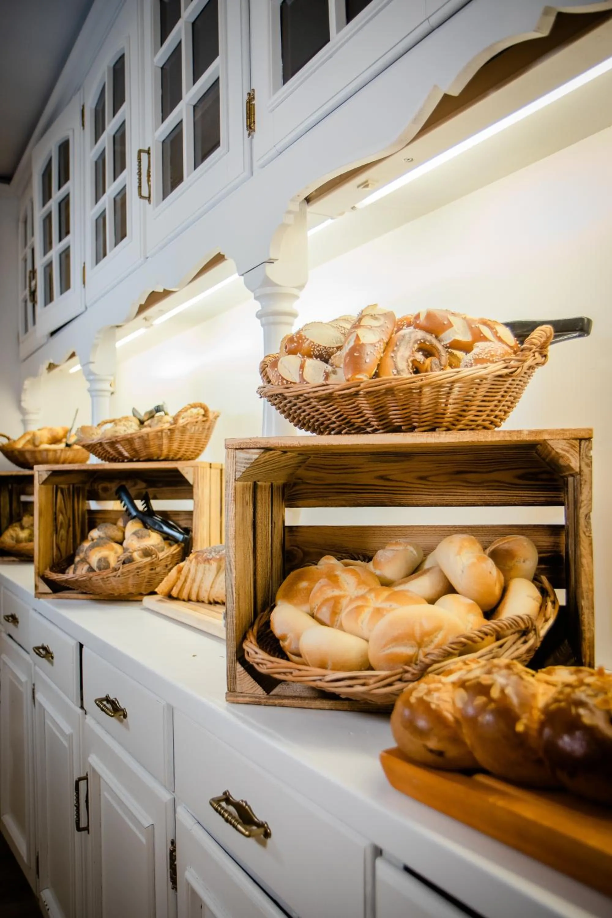 Buffet breakfast in Parkhotel St.Leonhard