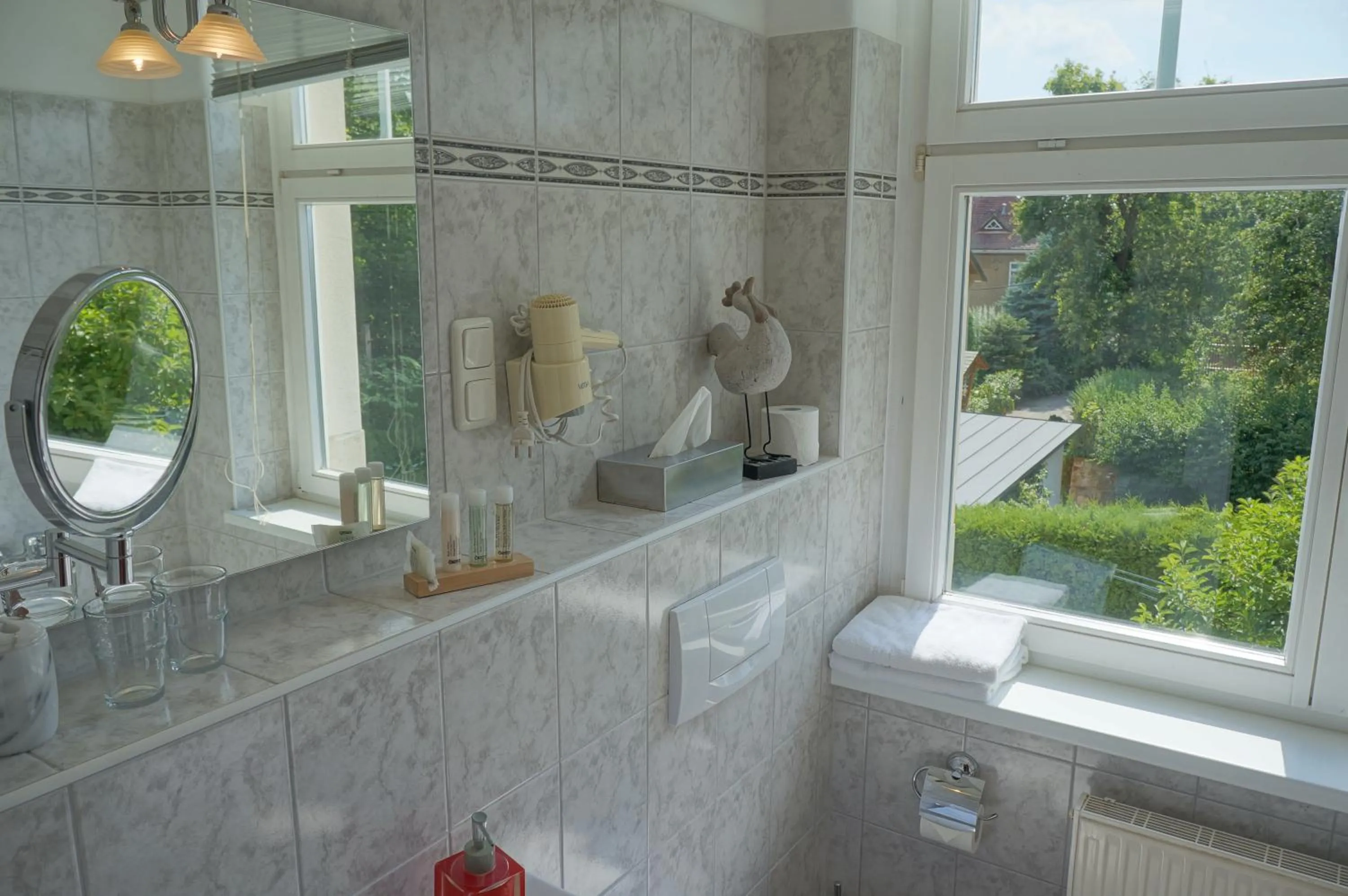 Bathroom in Hotel-Appartement-Villa Ulenburg
