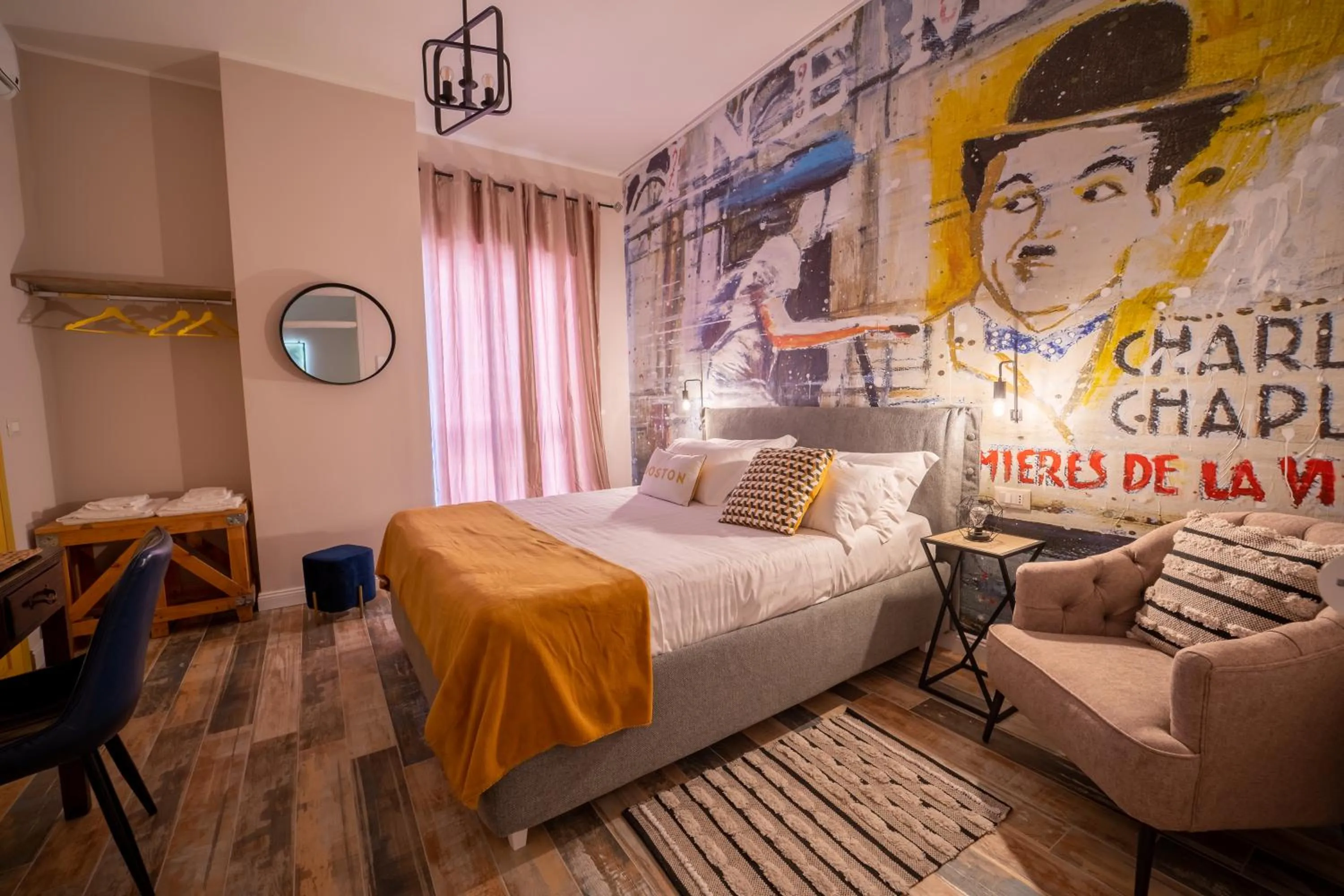 Bedroom, Bed in Urban Rooms