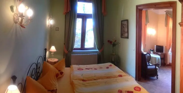 Day, Bed in Hotel Villa Herzog