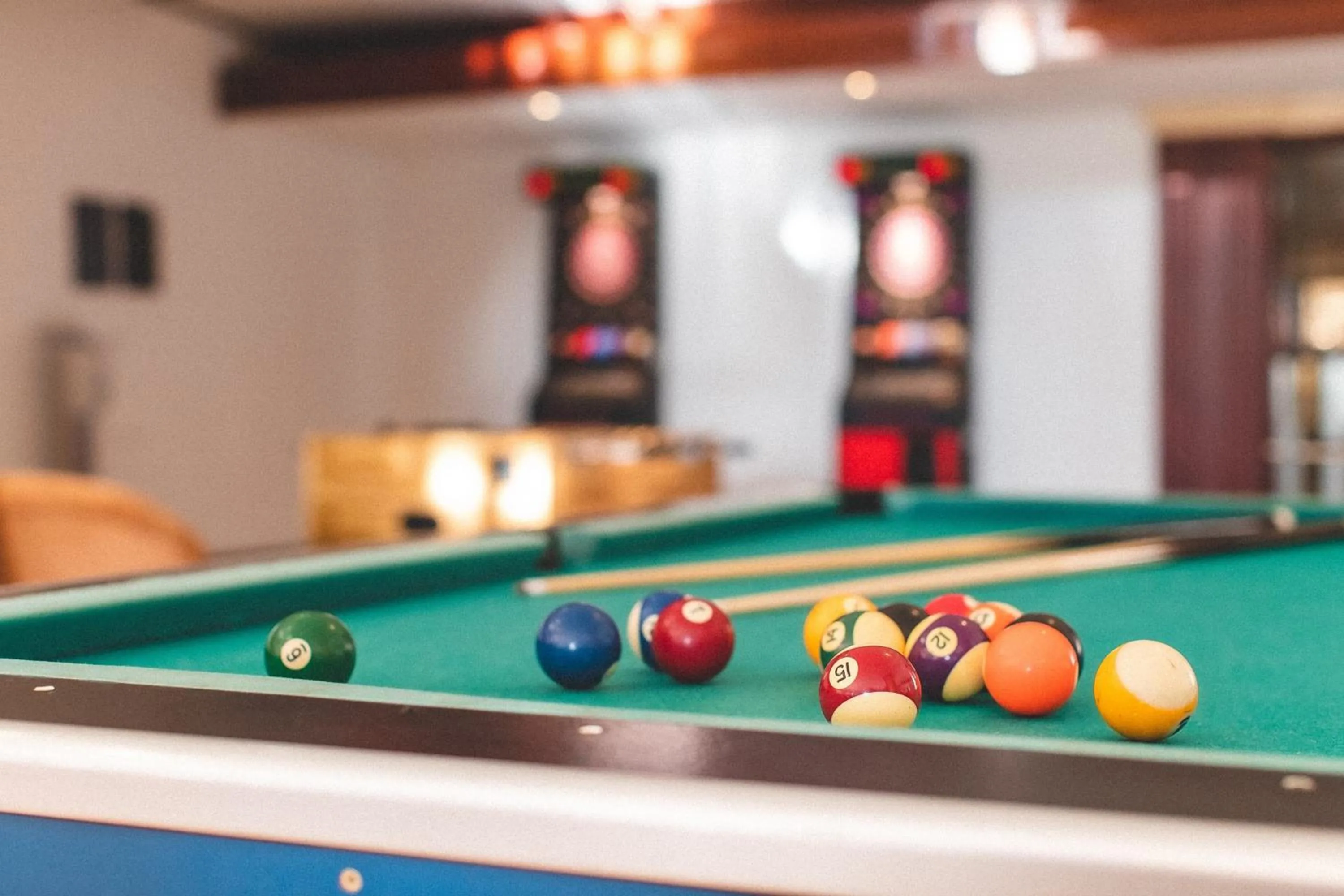 Billiard in PLAZA Premium Timmendorfer Strand