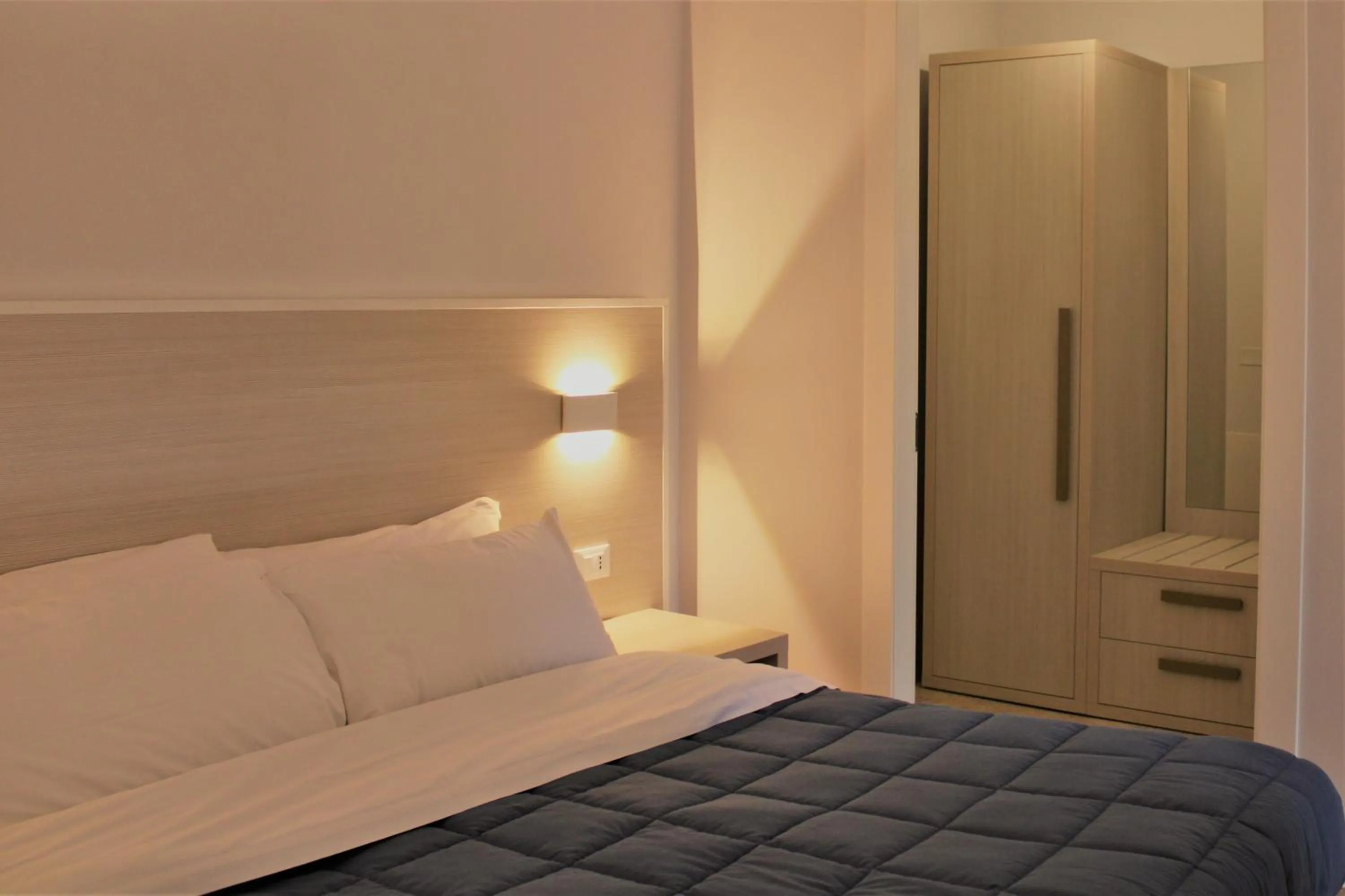 Bedroom, Bed in Zibibbo Beach Apartments - Trapani