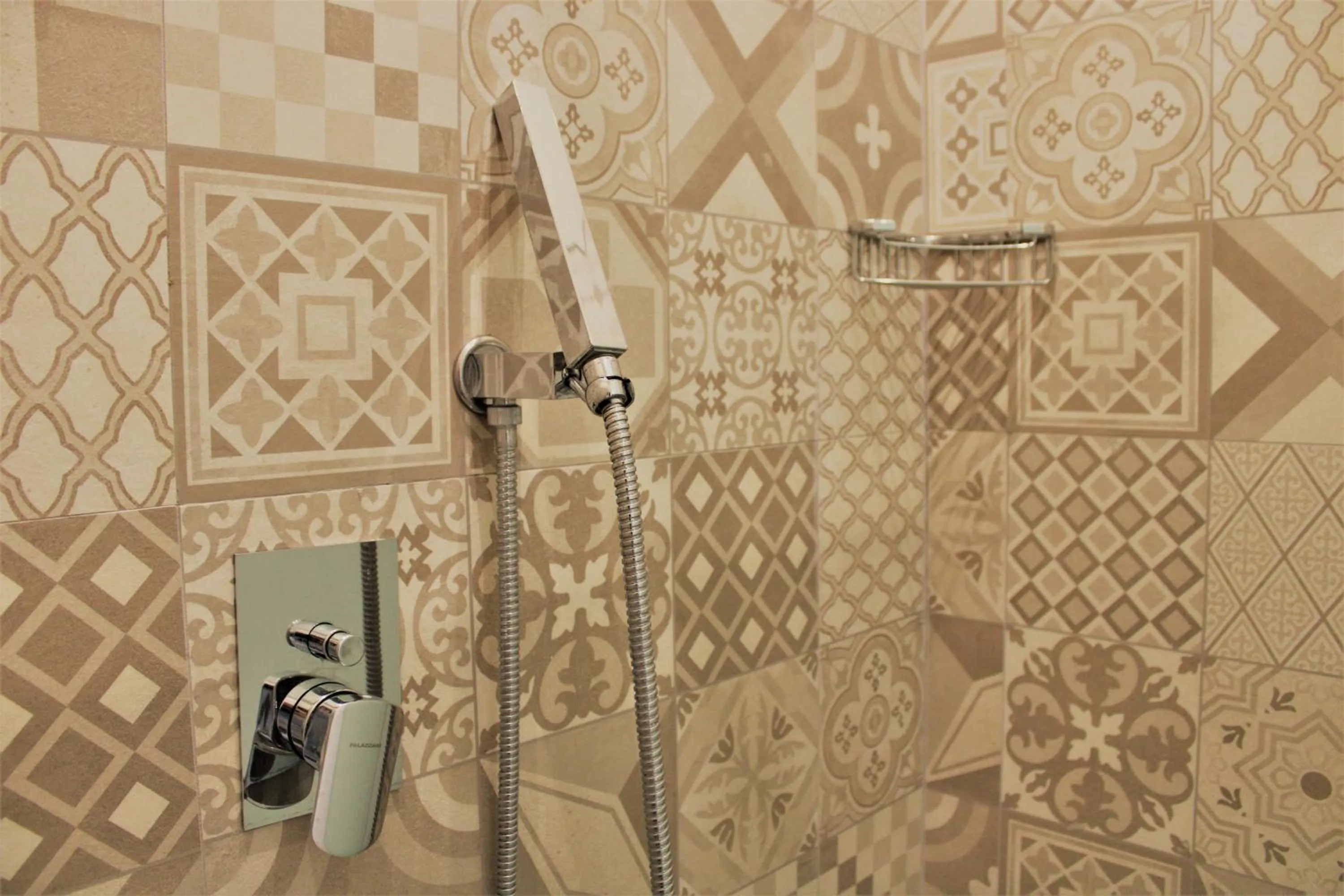 Shower in Zibibbo Beach Apartments - Trapani