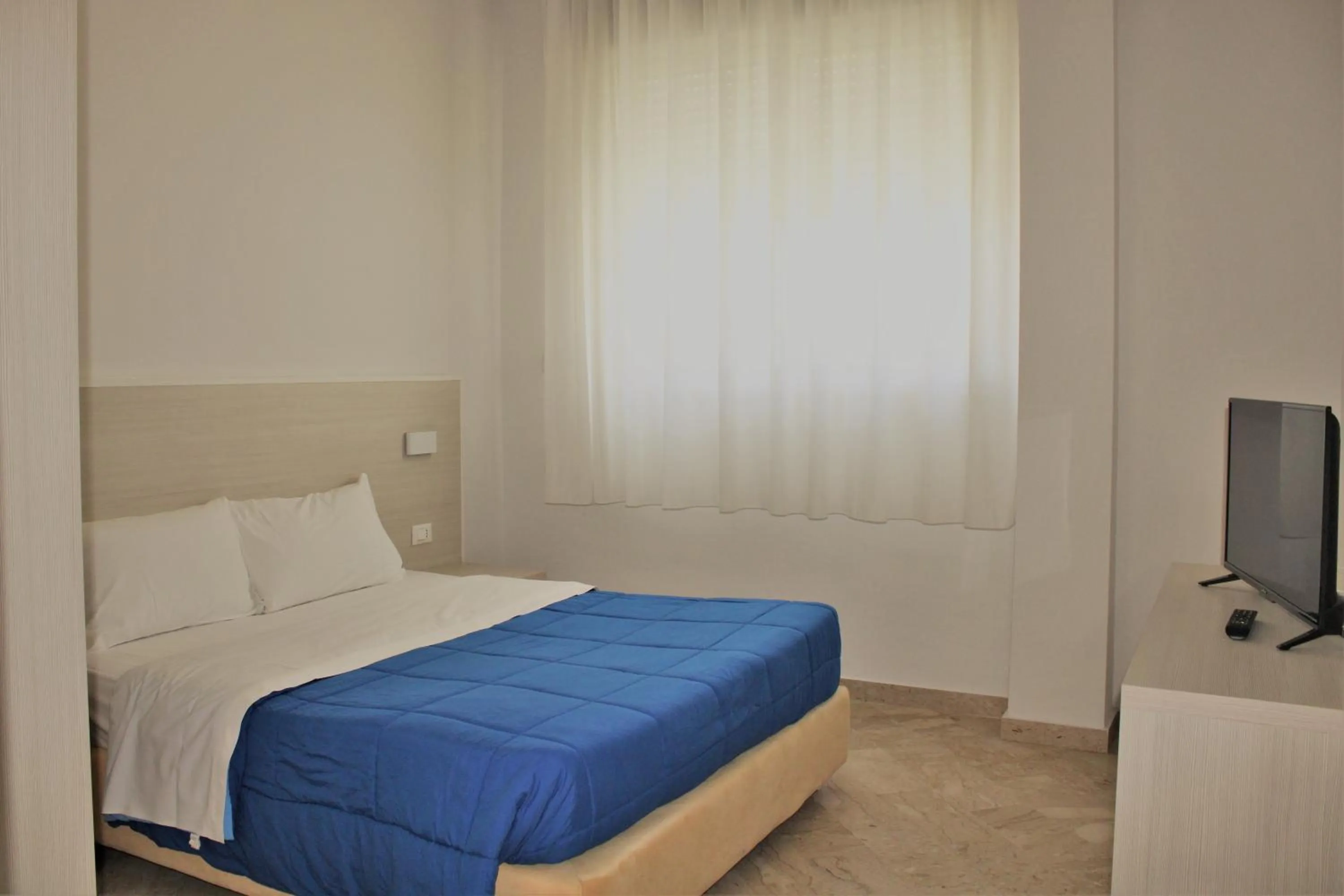 Bedroom, Bed in Zibibbo Beach Apartments - Trapani