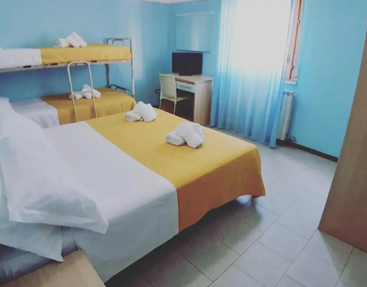 Standard Family Room in Hotel Silvana Beach Standard Family Room in Hotel Silvana Beach