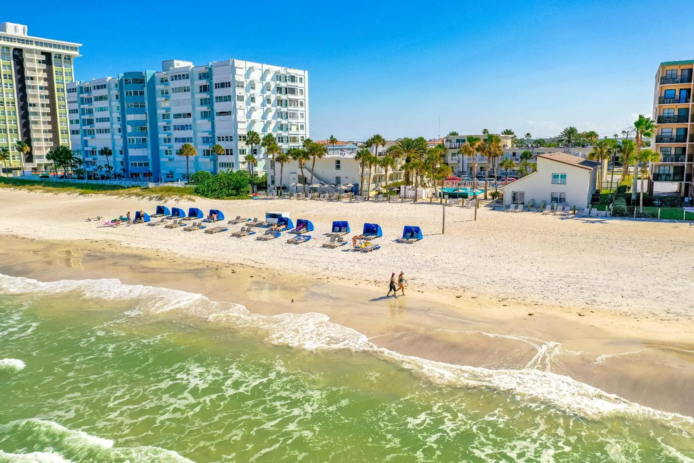 Beach in Grand Shores West