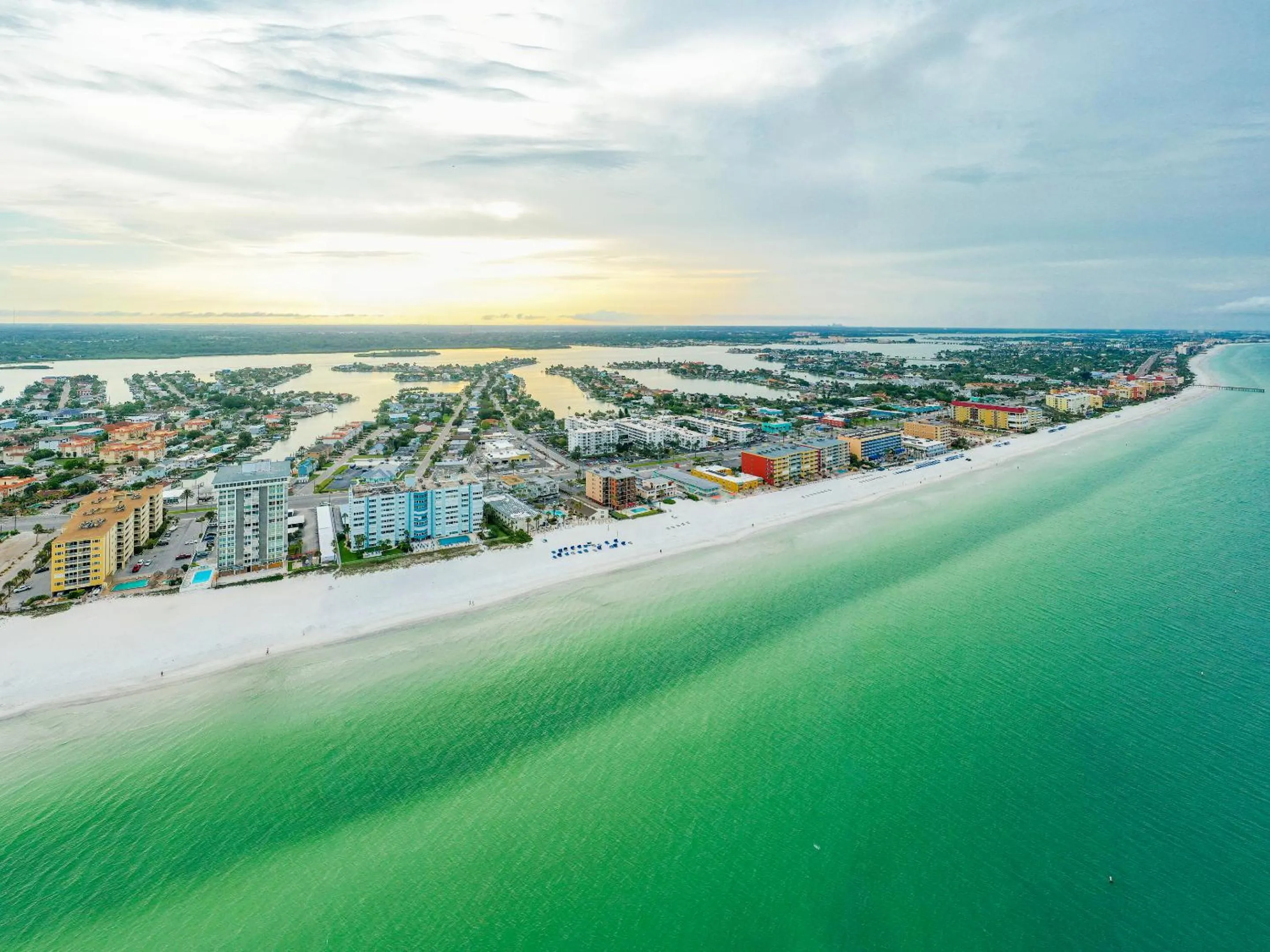 Bird's eye view in Grand Shores West
