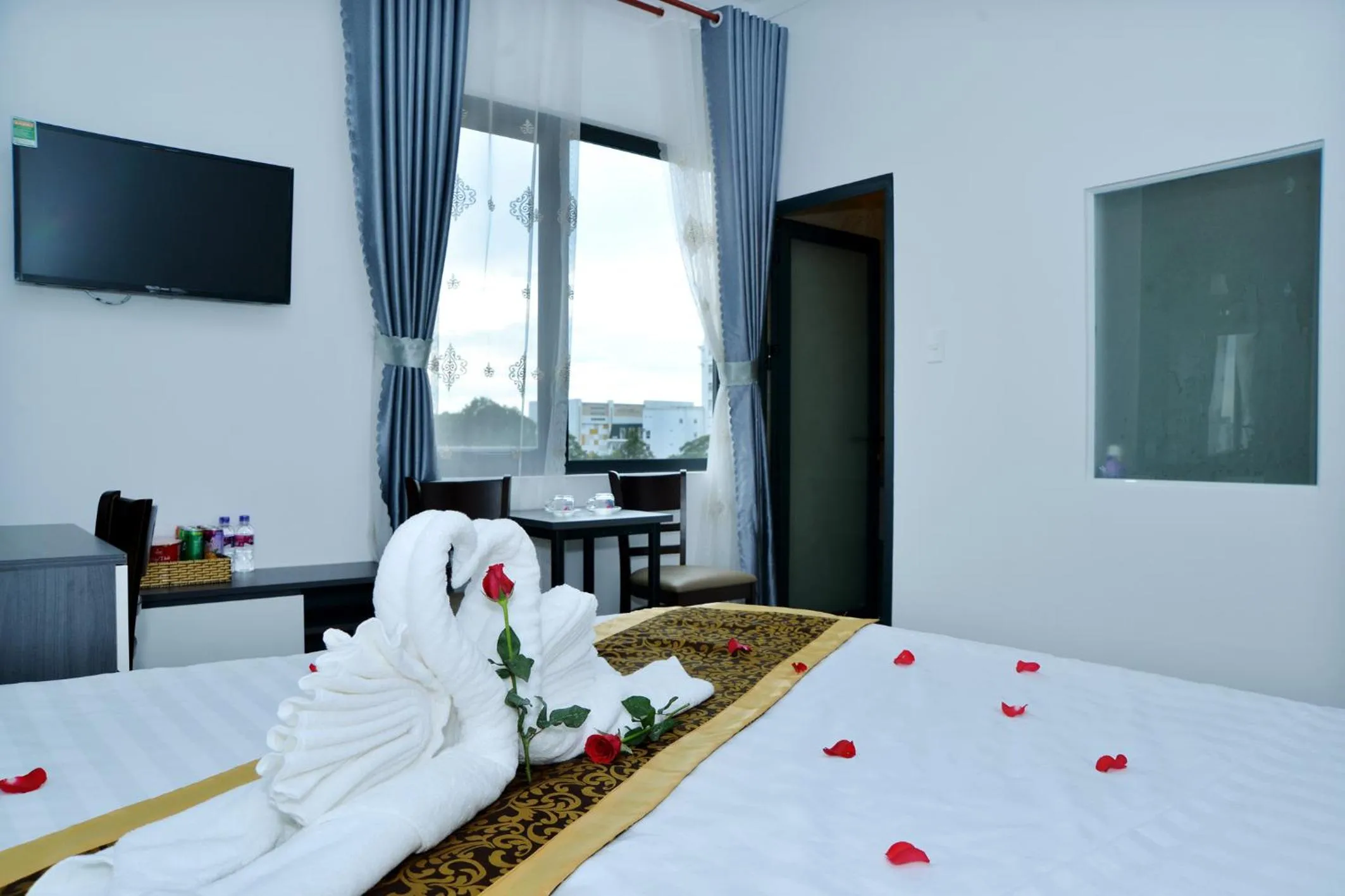 Bed in Buon Ma Thuot Hotel