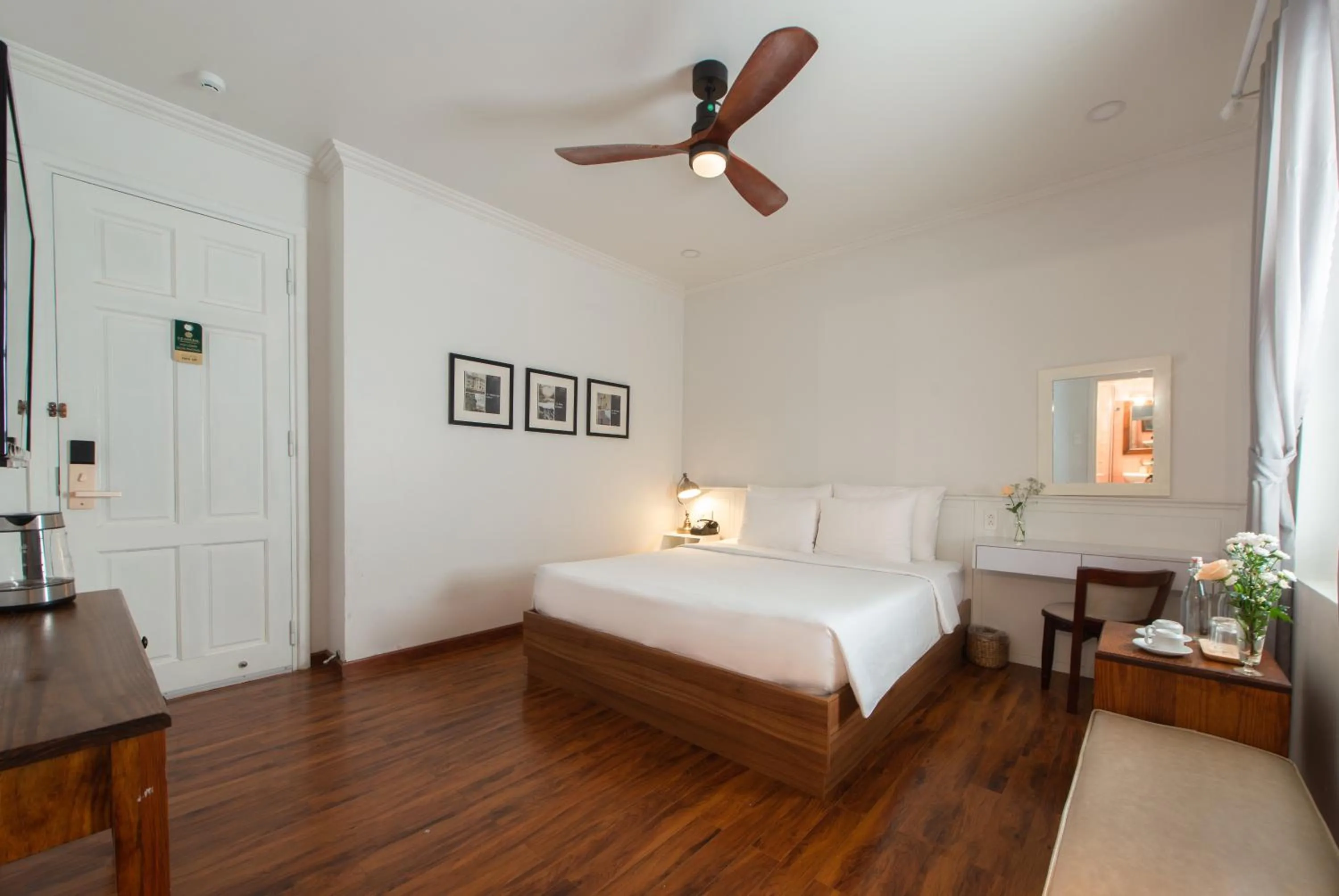 Bed in Le Soleil Boutique Hotel