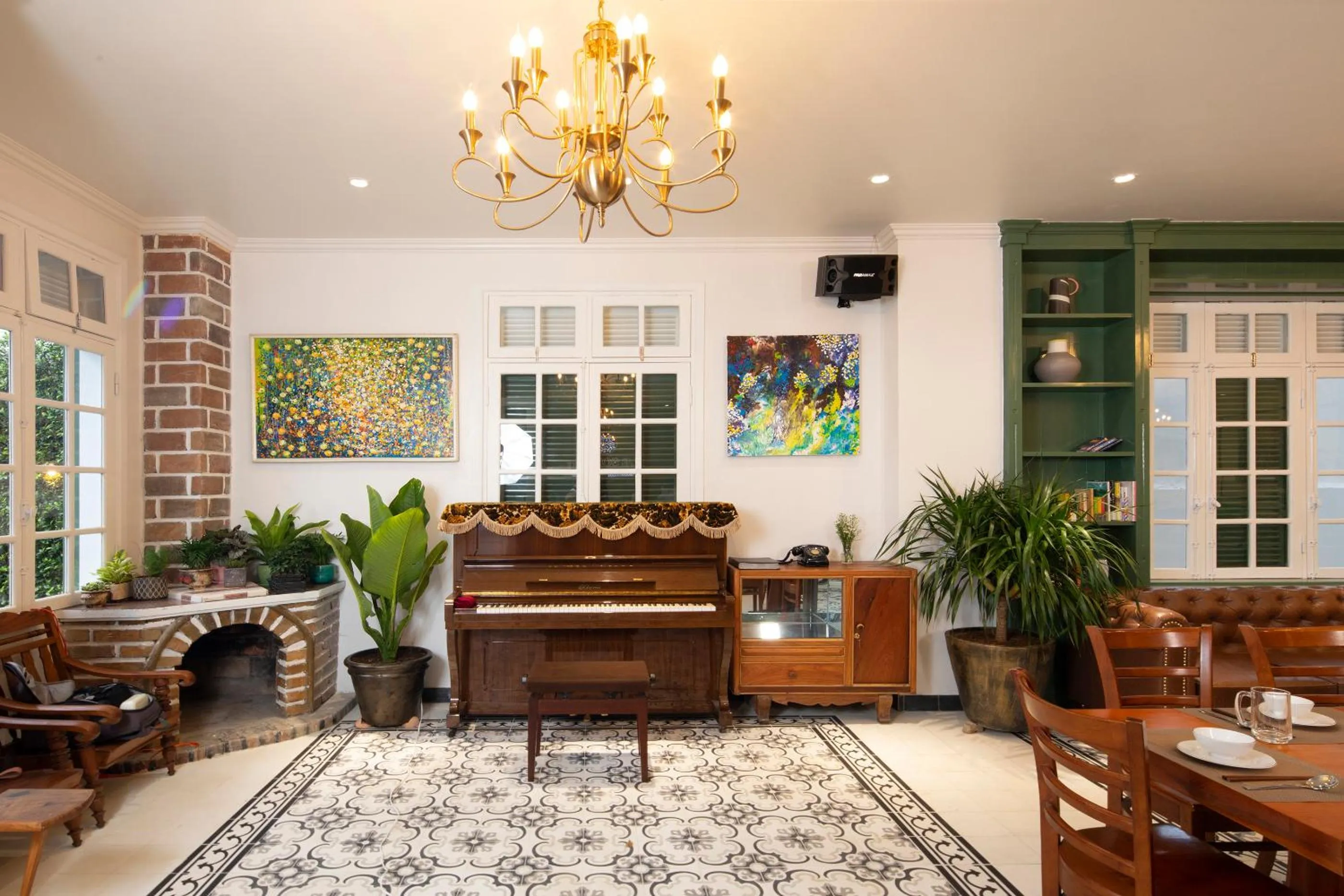 Living room in Le Soleil Boutique Hotel