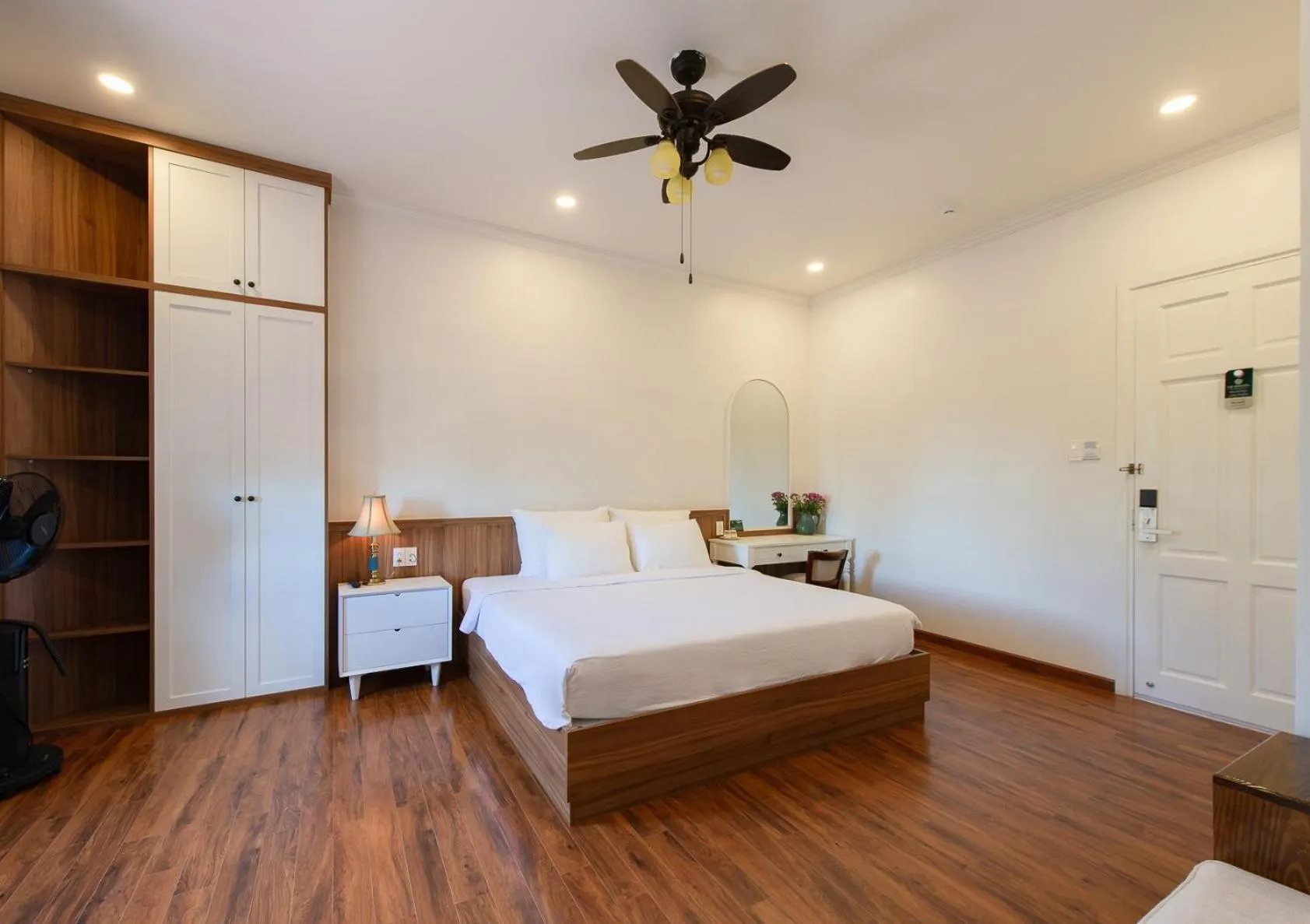 Bed in Le Soleil Boutique Hotel