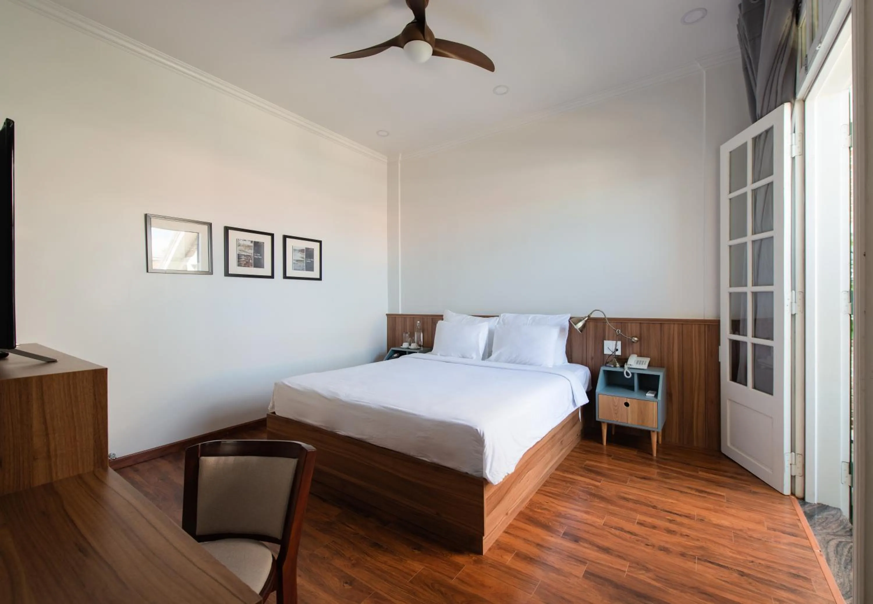 Bed in Le Soleil Boutique Hotel