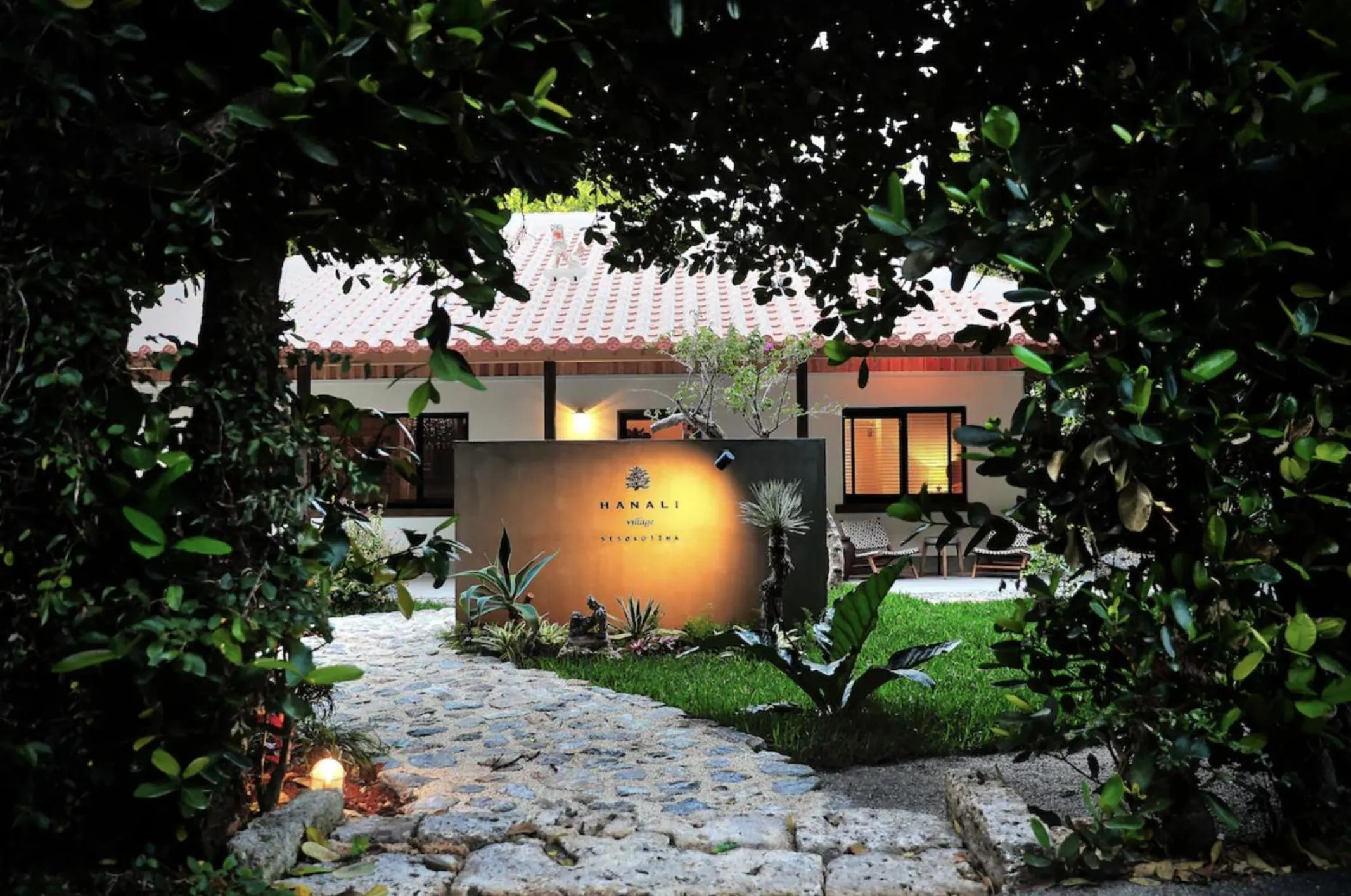 ADAN RESORT HANALI village sesokojima