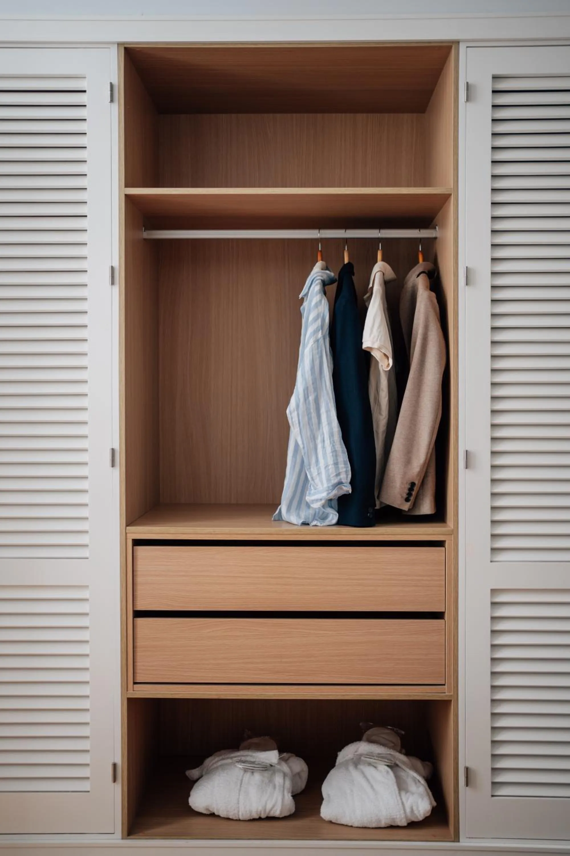 wardrobe in Hotel Boutique Palacio Corredera