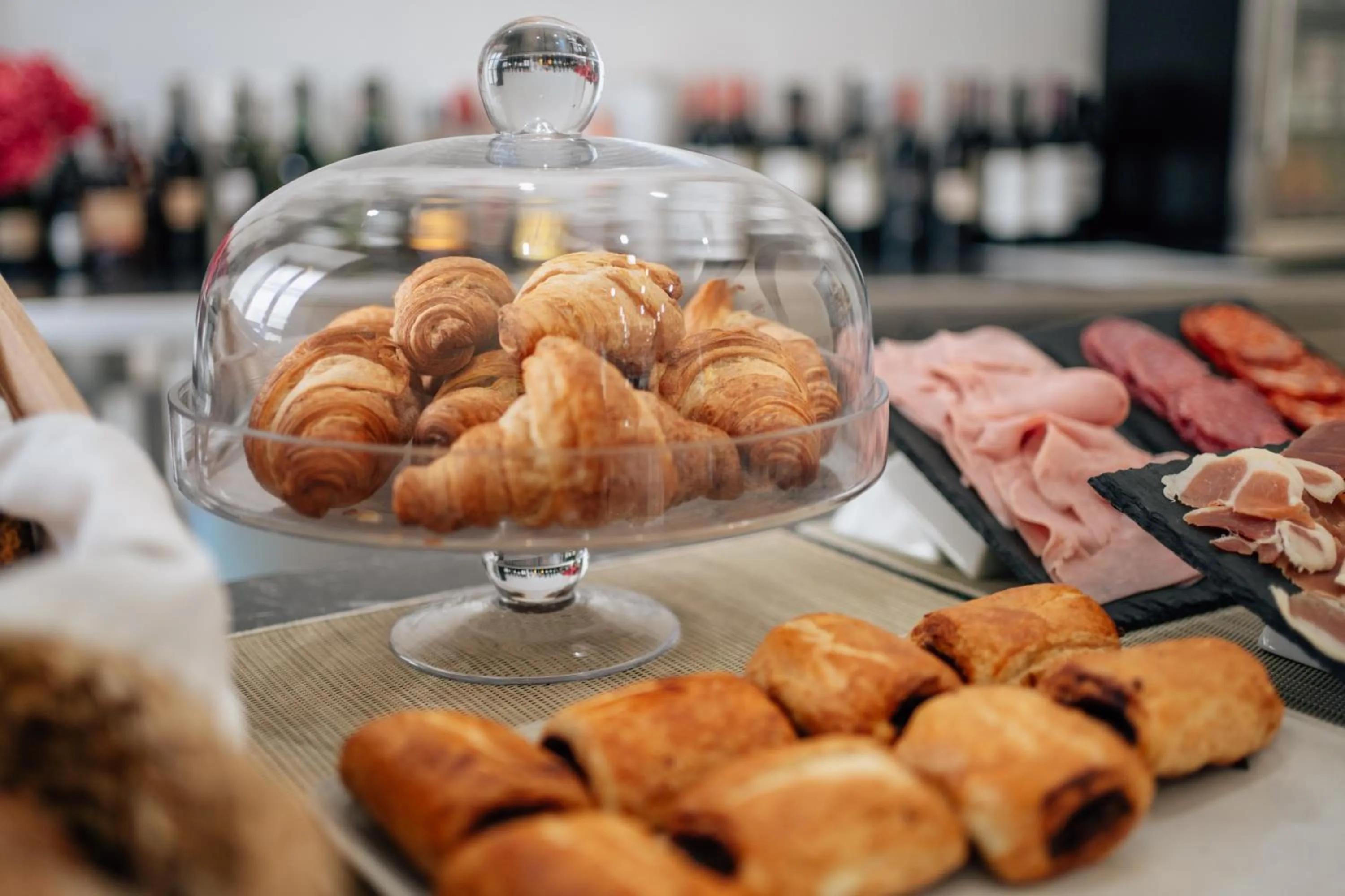 Continental breakfast in Hotel Boutique Palacio Corredera