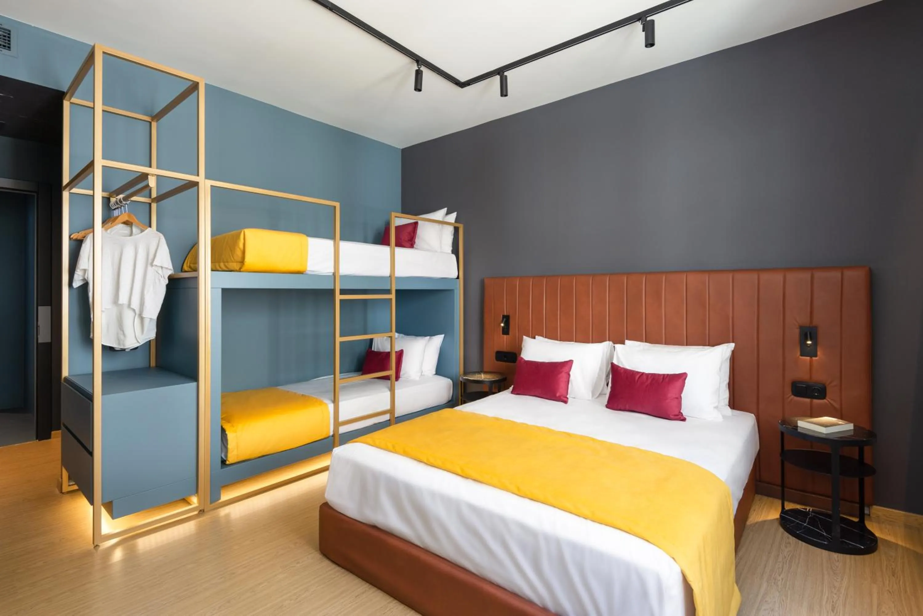 Photo of the whole room, Bed in Colors Hotel Athens