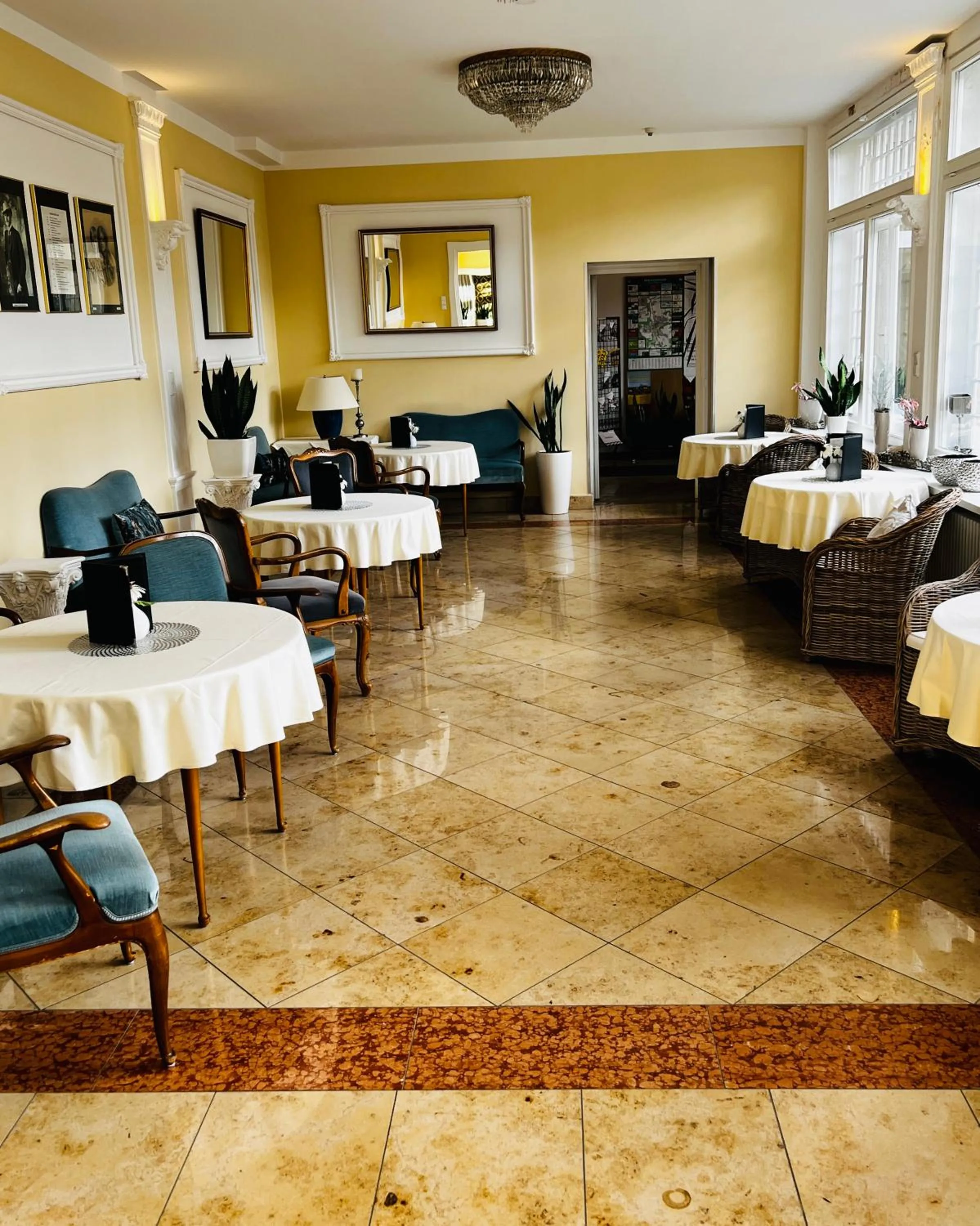 Property building in Villa Thea Hotel am Rosengarten