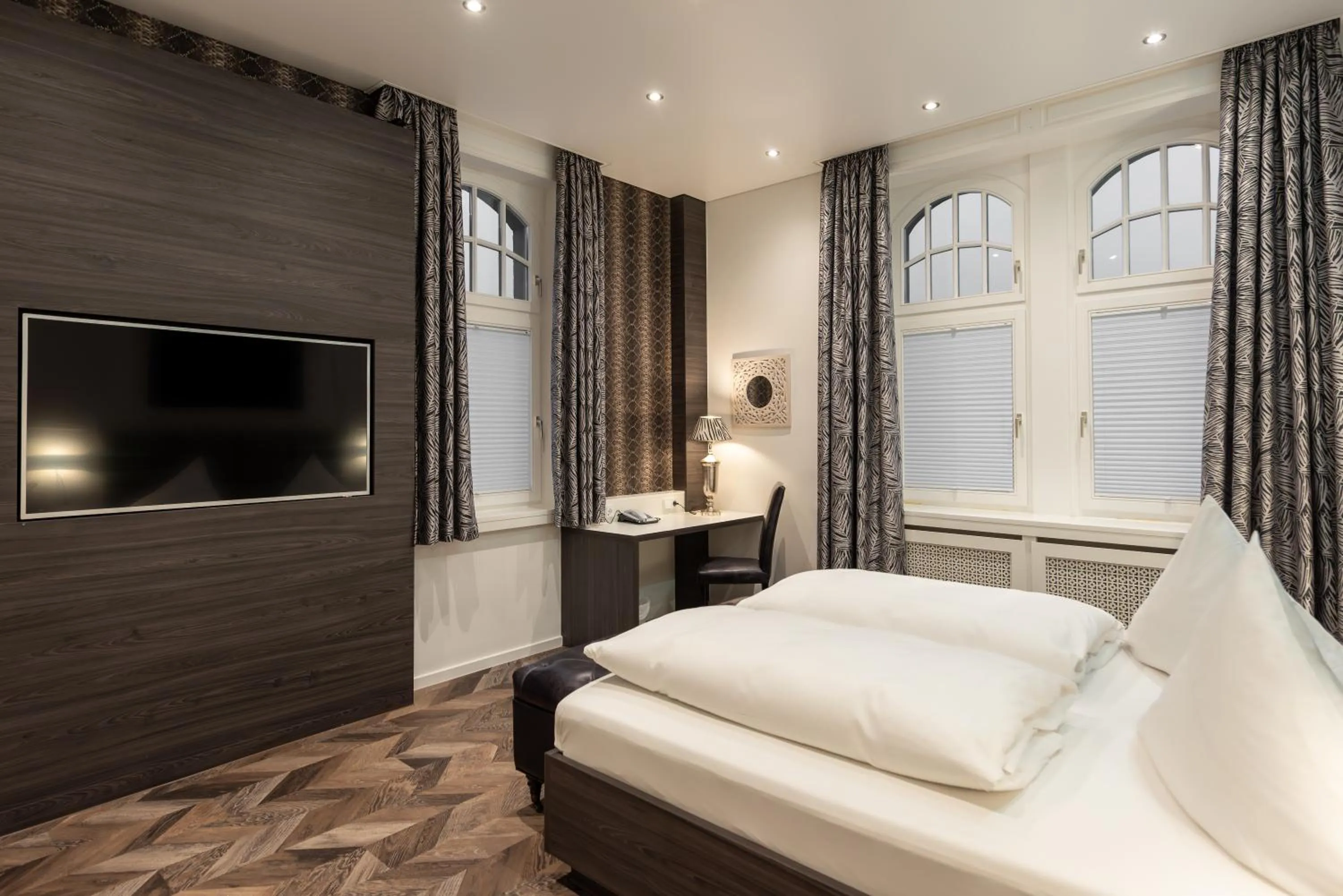 Bed in Villa Thea Hotel am Rosengarten