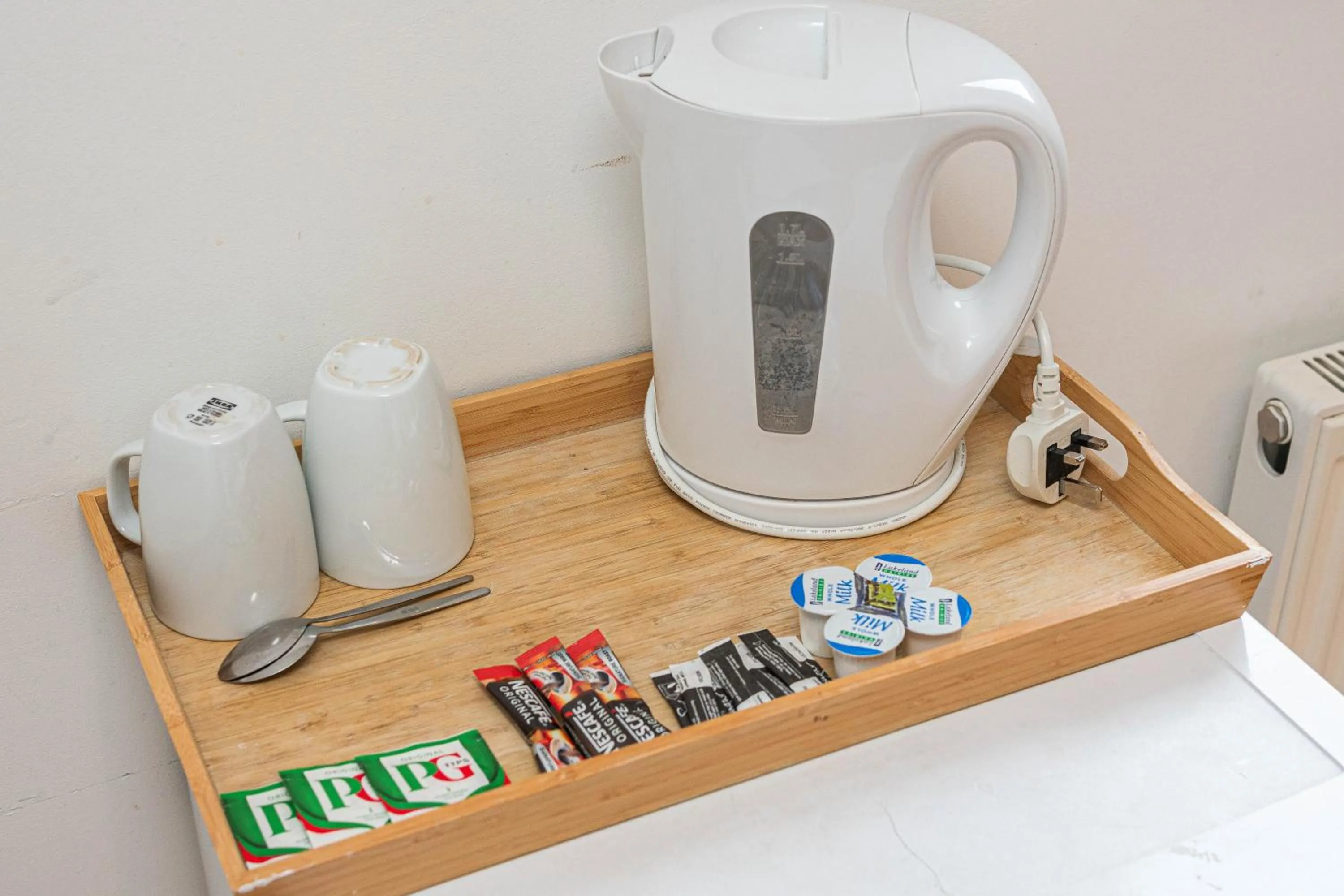 Coffee/tea facilities in SE10 House