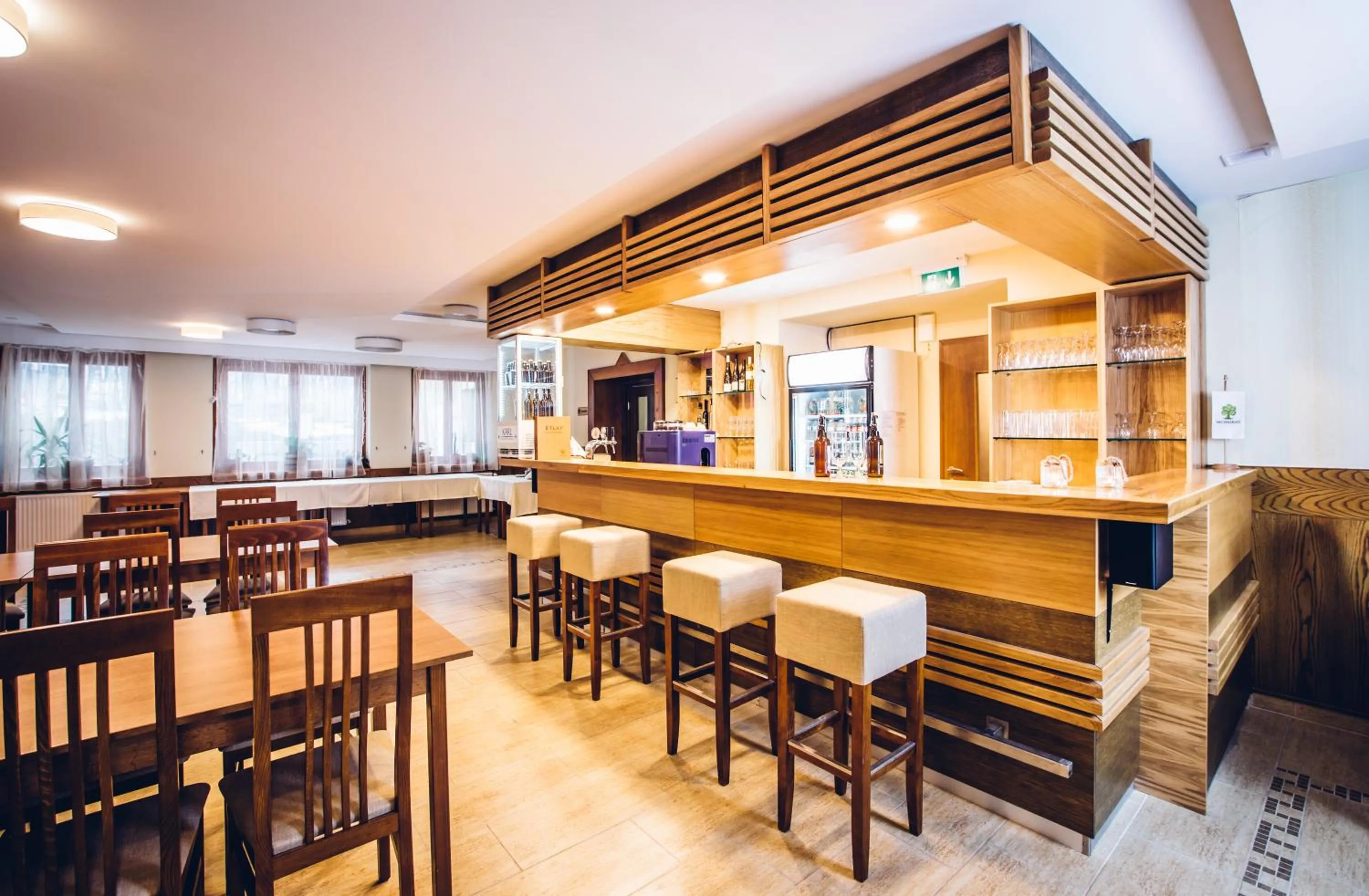 Restaurant/places to eat in Natur Hotel Kövestető