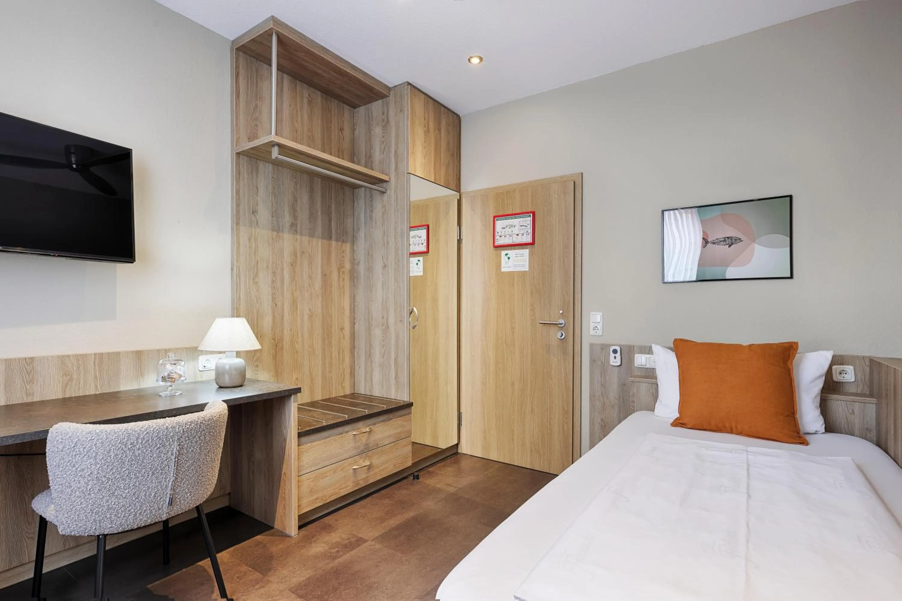 Photo of the whole room, Bed in Hotel Fischzucht in Würzburg