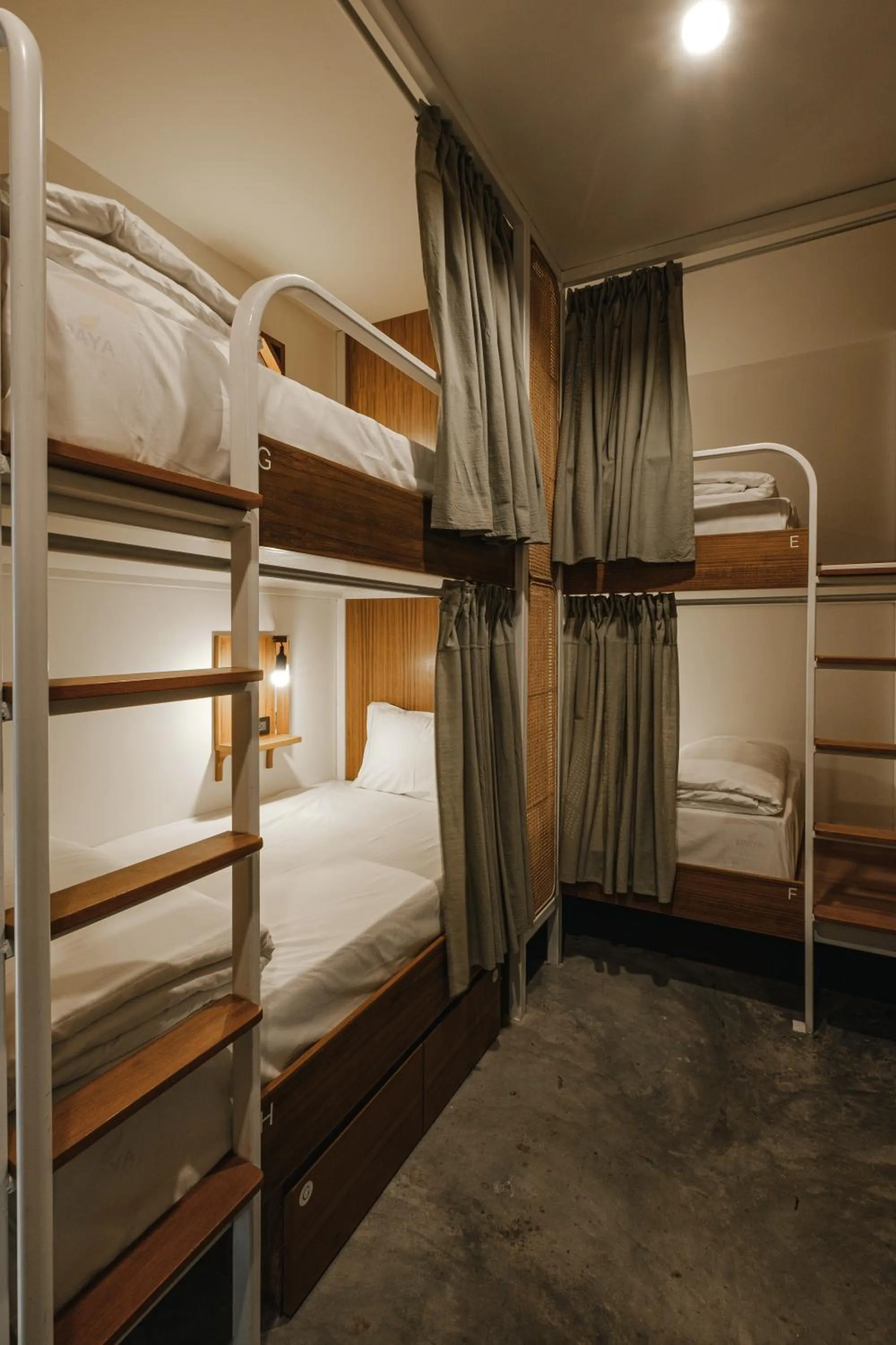 bunk bed, Bed in Hidden Garden Hostel