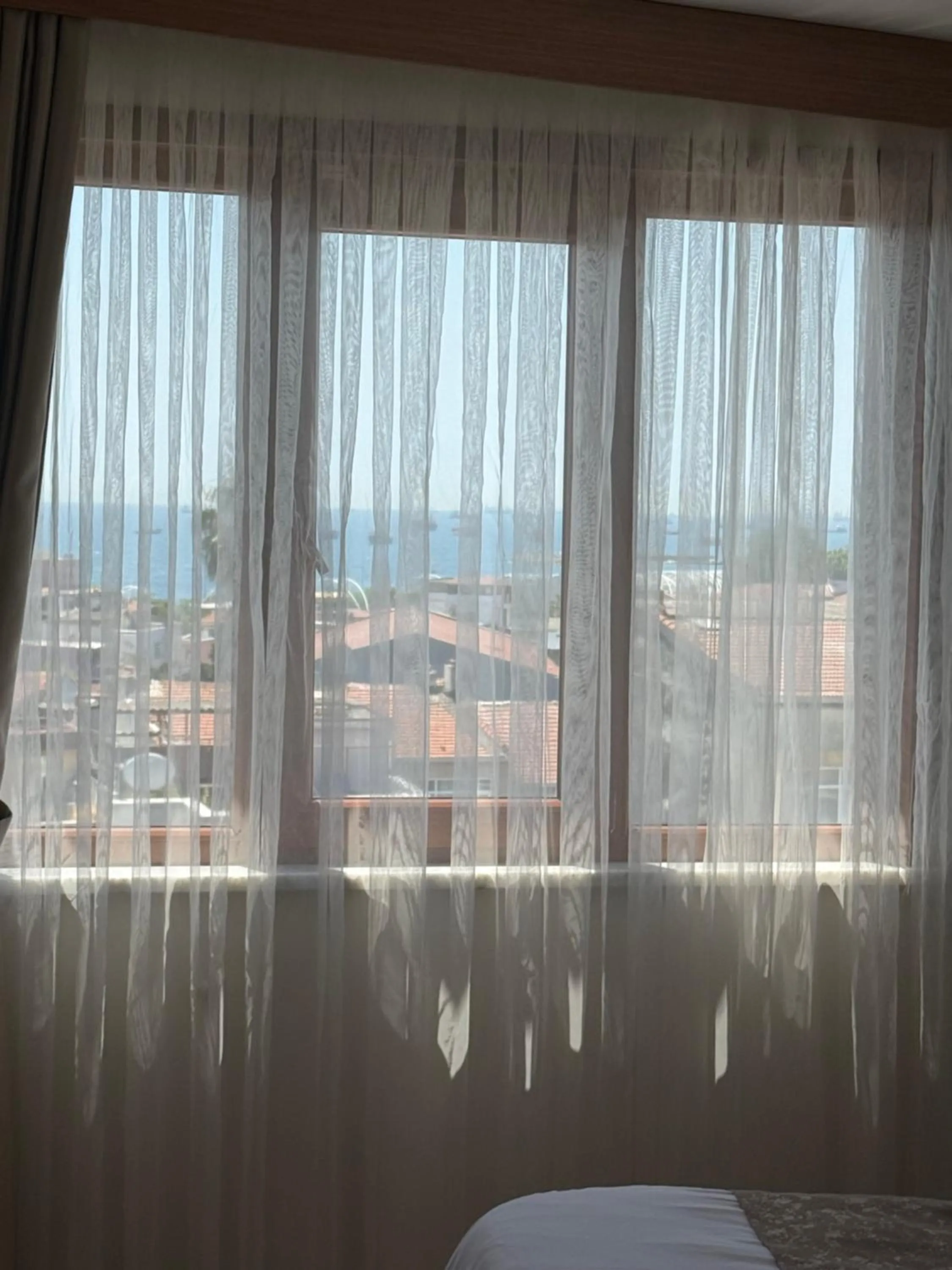 Sea view, Bed in Zeyn Otel Istanbul