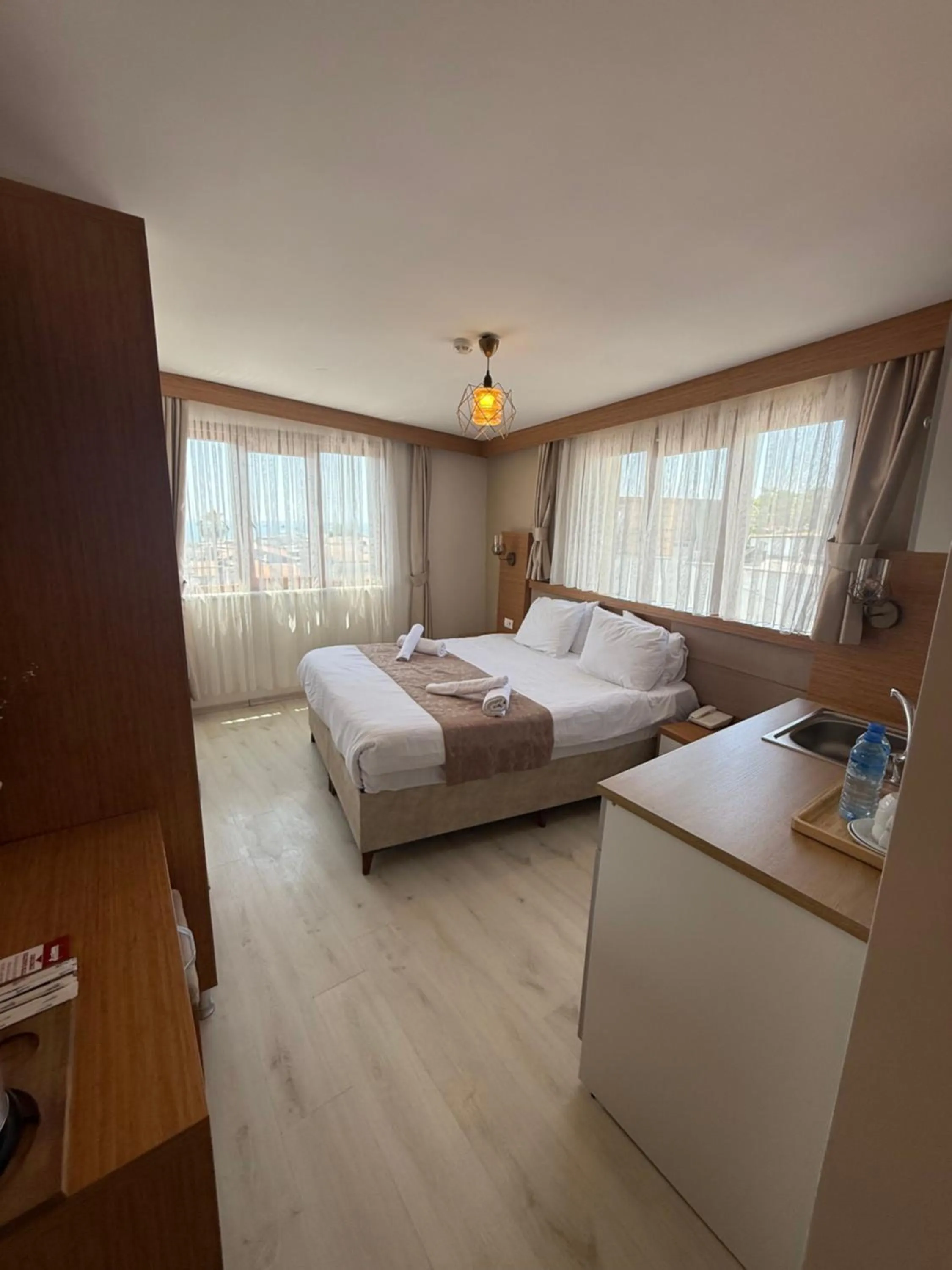 Photo of the whole room, Bed in Zeyn Otel Istanbul