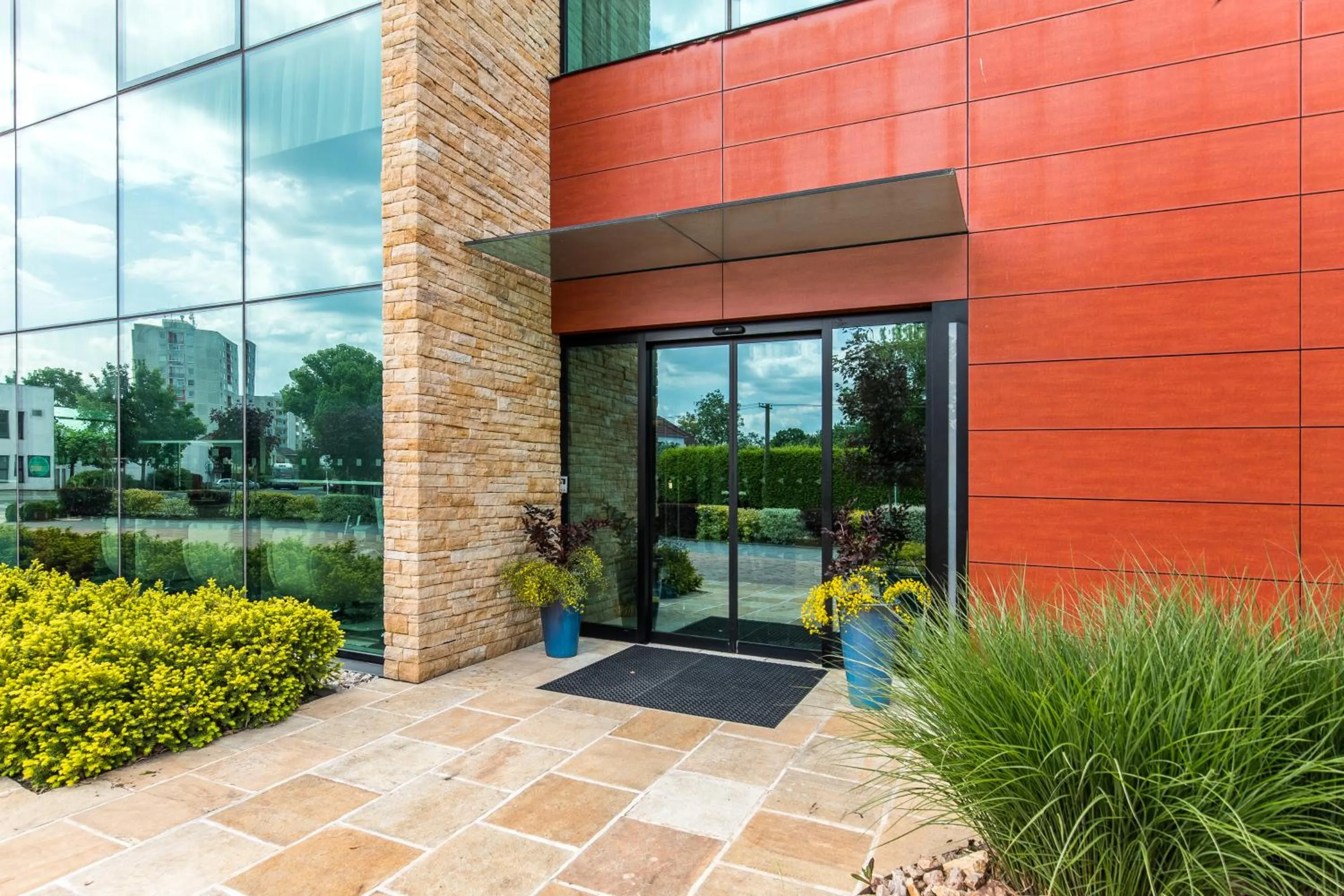 Property building in Pierre Hotel