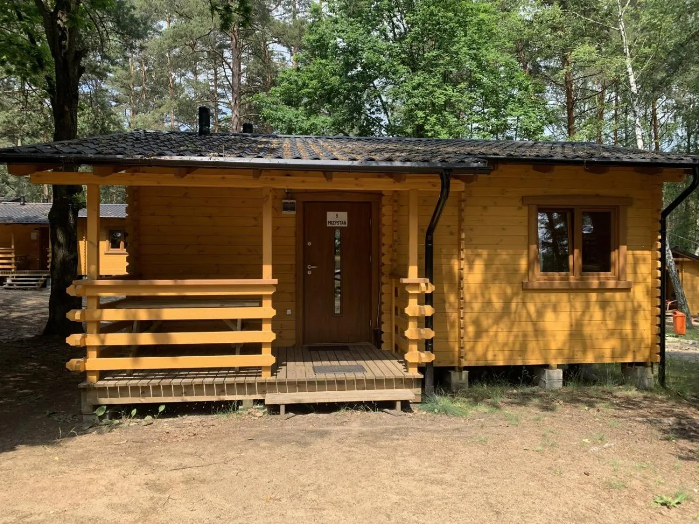 Property building in Ośrodek Wypoczynkowy Jeziornik