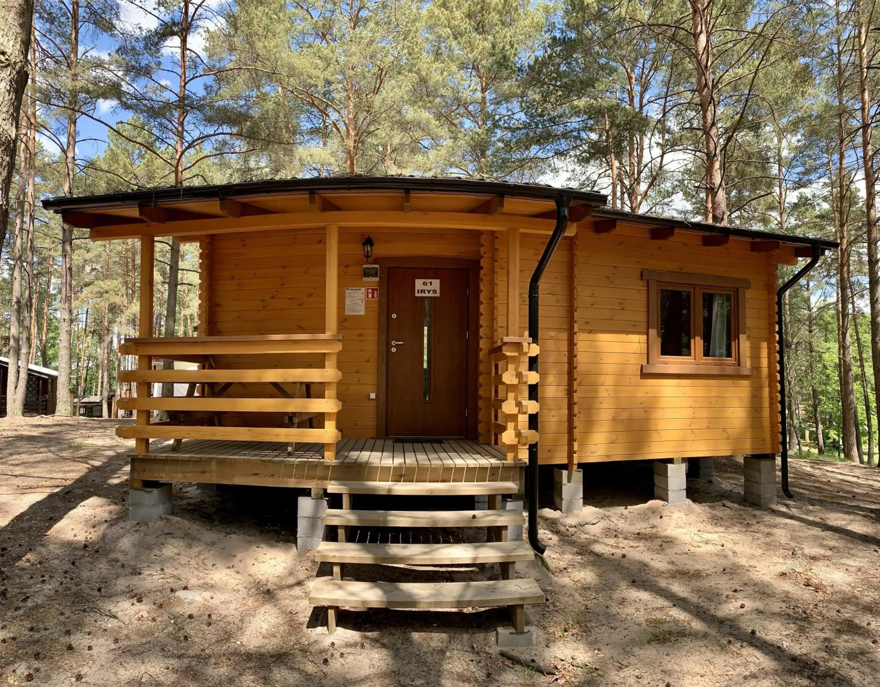 Property building in Ośrodek Wypoczynkowy Jeziornik