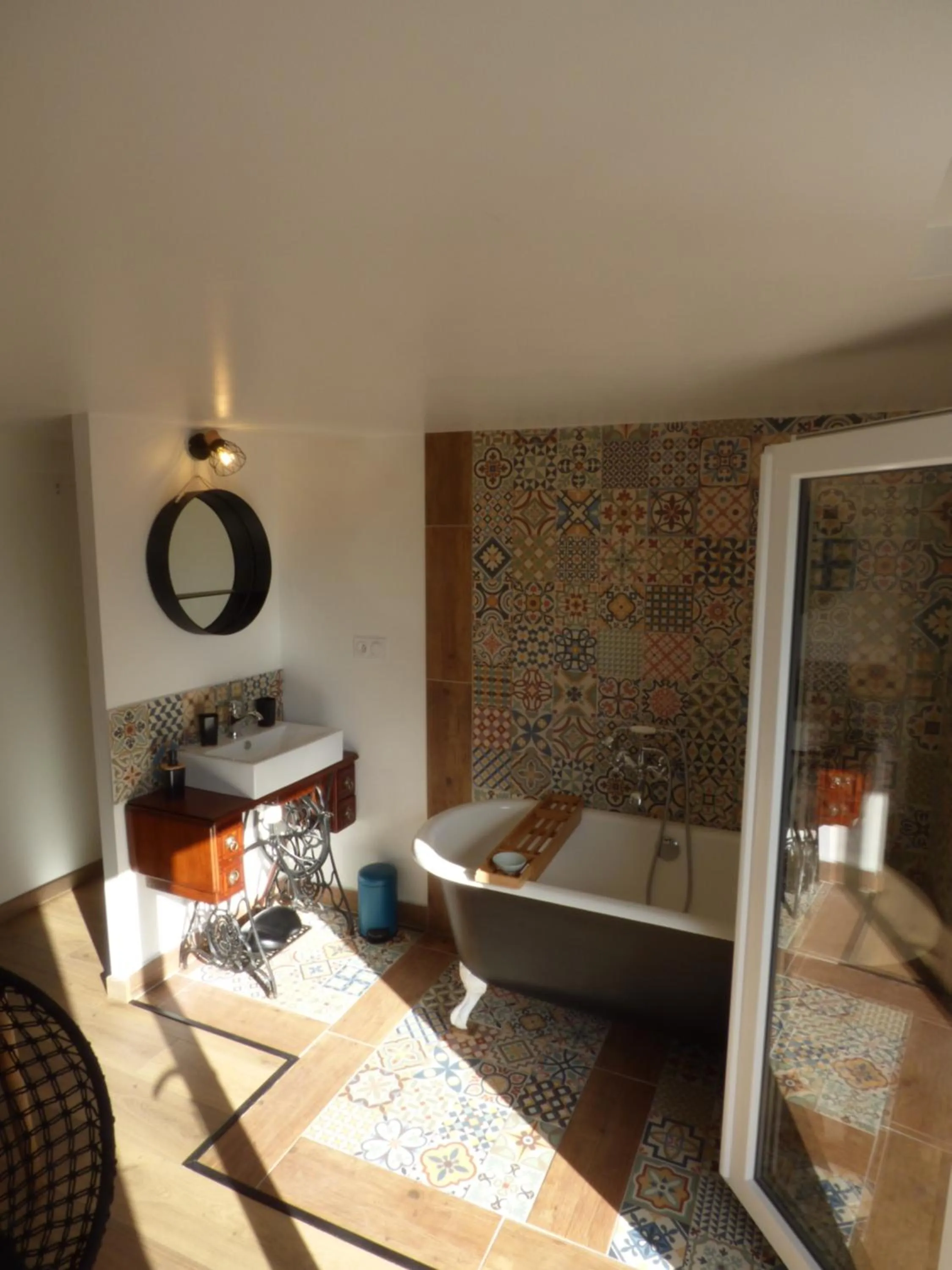 Bathroom in Arche de Lanoë jacuzzi