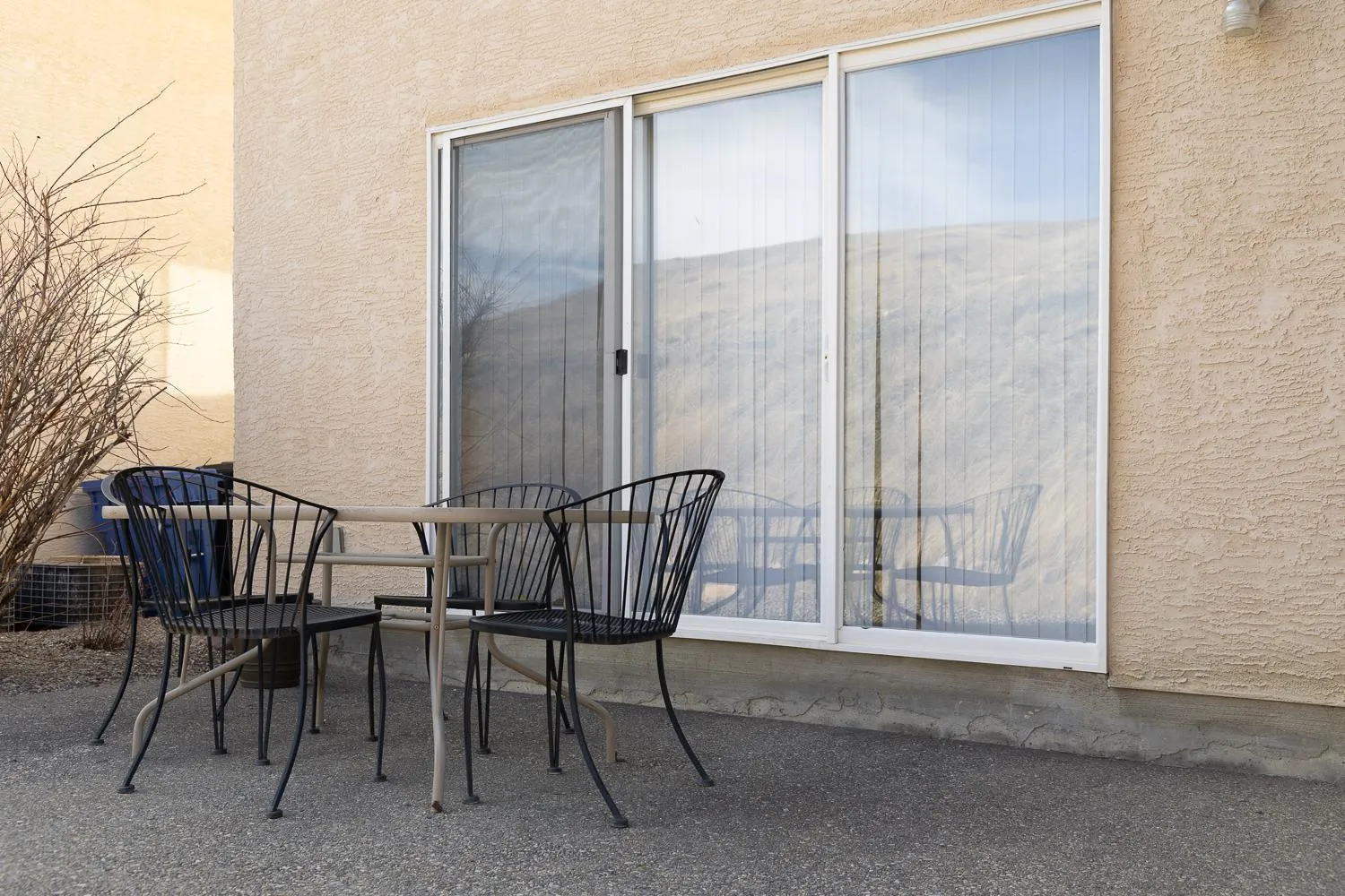 Property building in Paradise Canyon Golf Resort - Luxury Condo M401