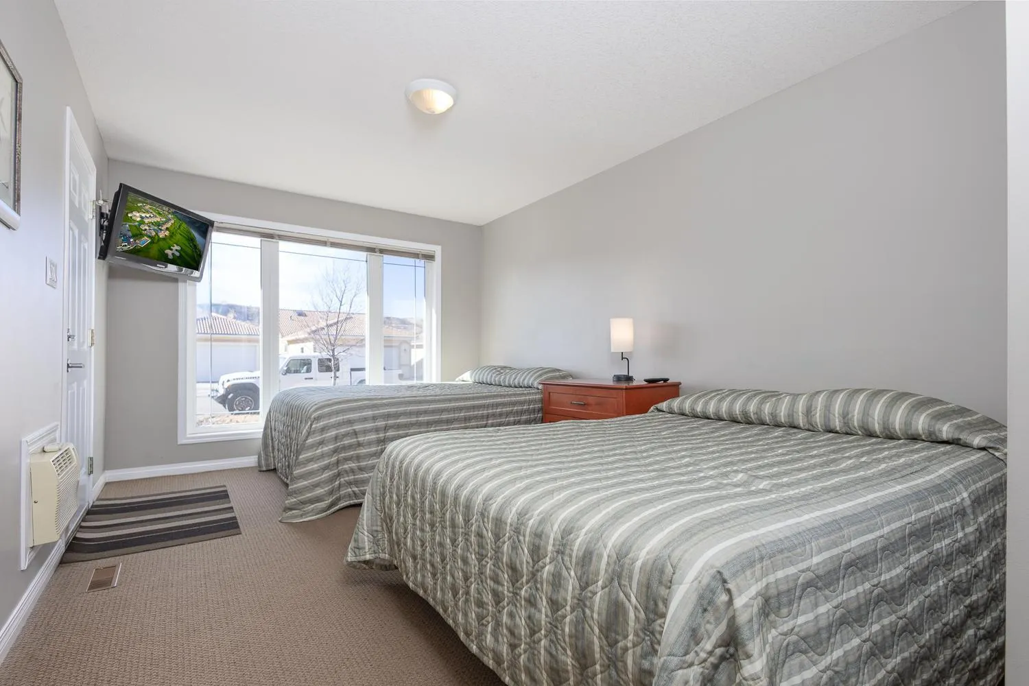 Property building, Bed in Paradise Canyon Golf Resort - Luxury Condo M401